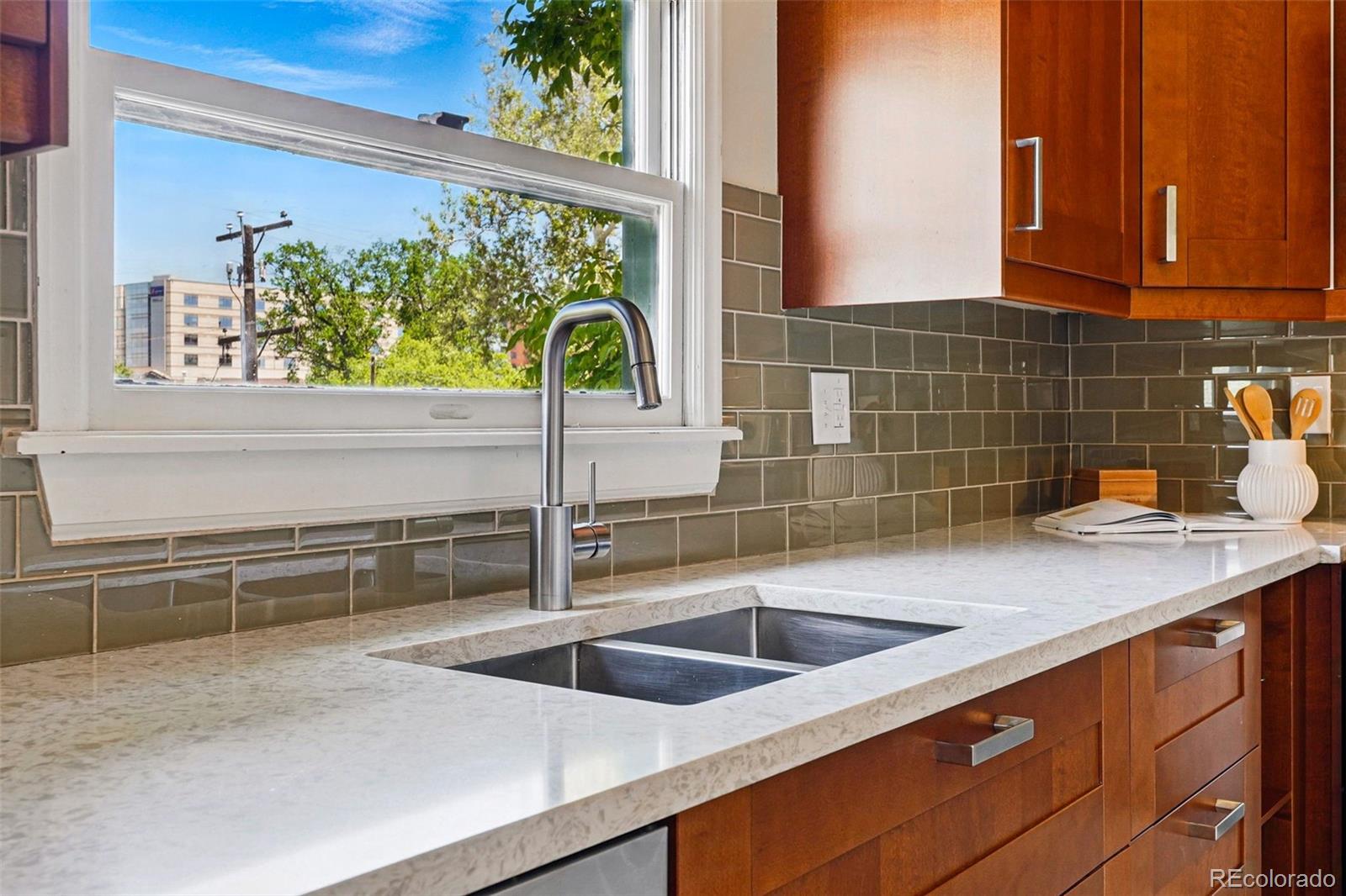 1001 E 17th Avenue Unit: 12