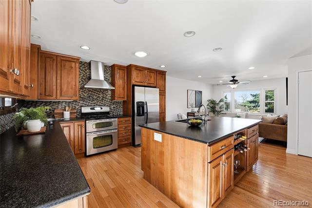 12693 W Alabama Way