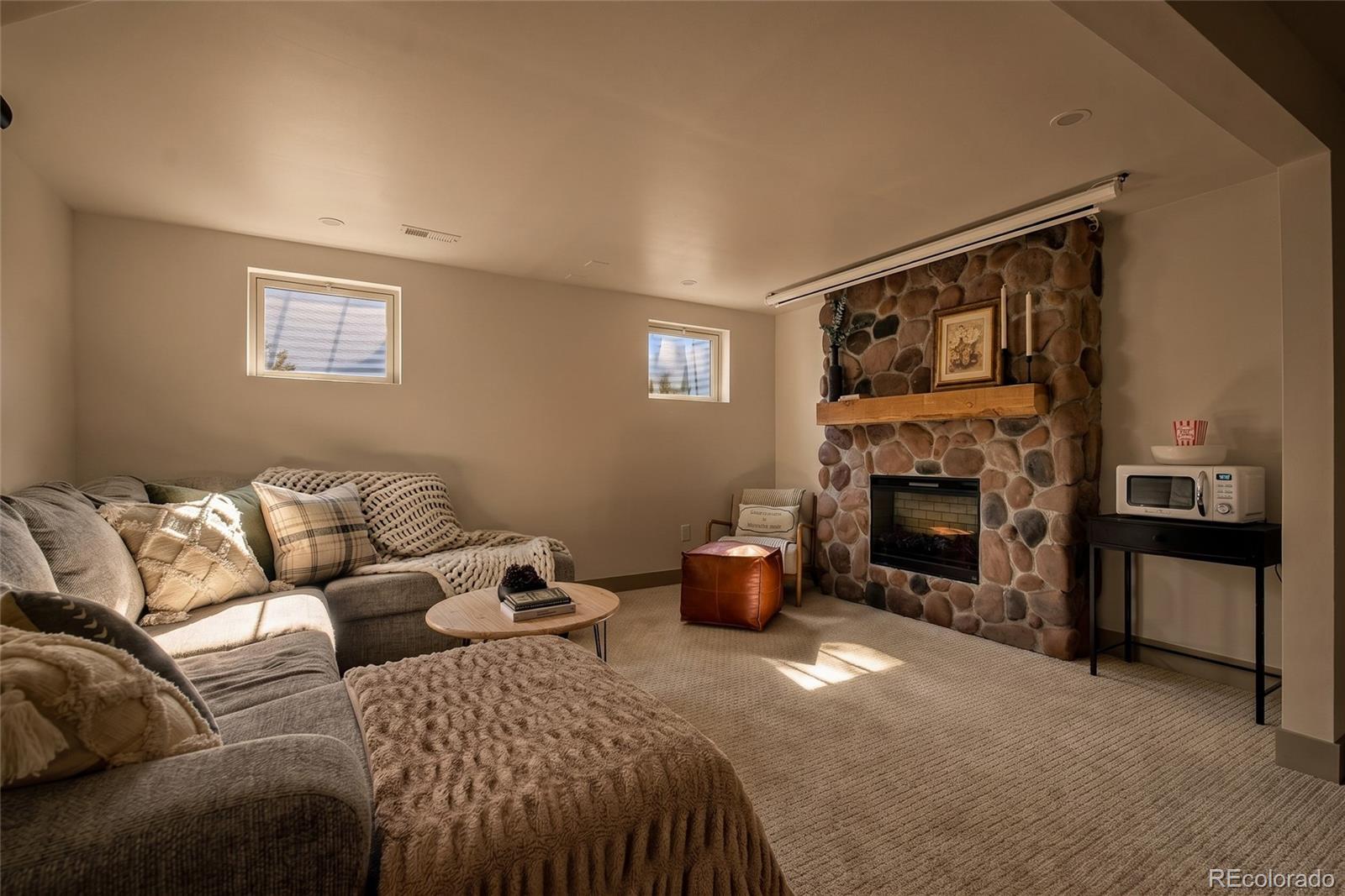 13862 W Montana