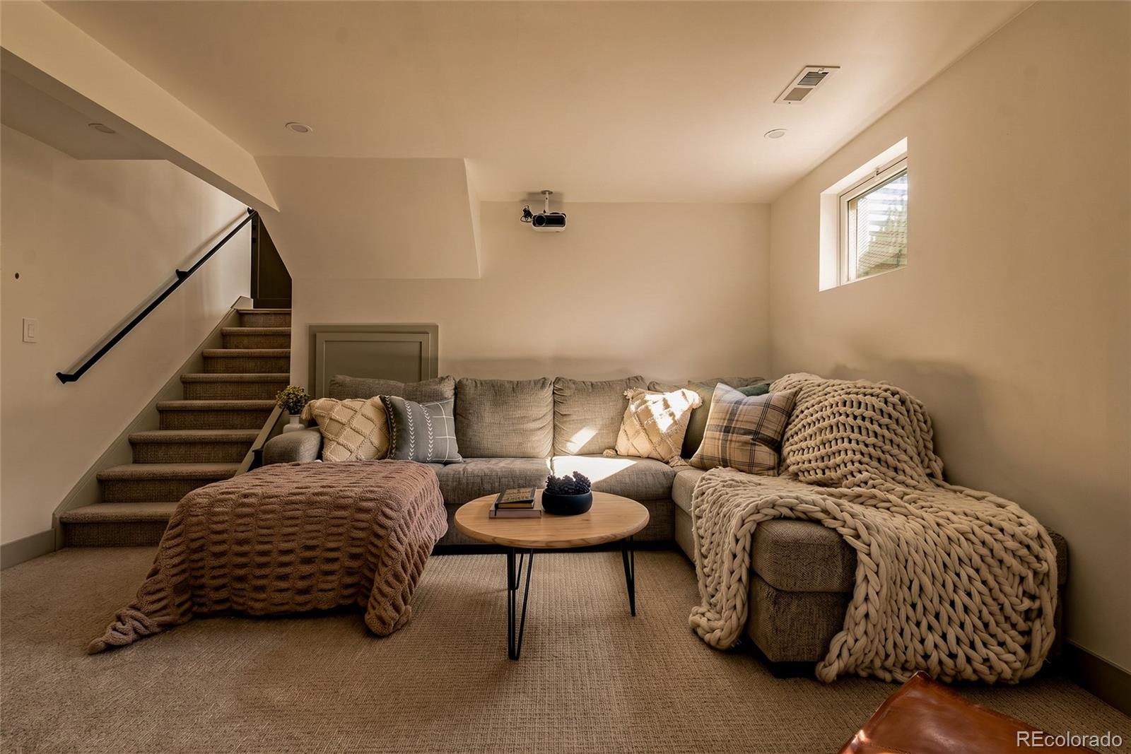 13862 W Montana