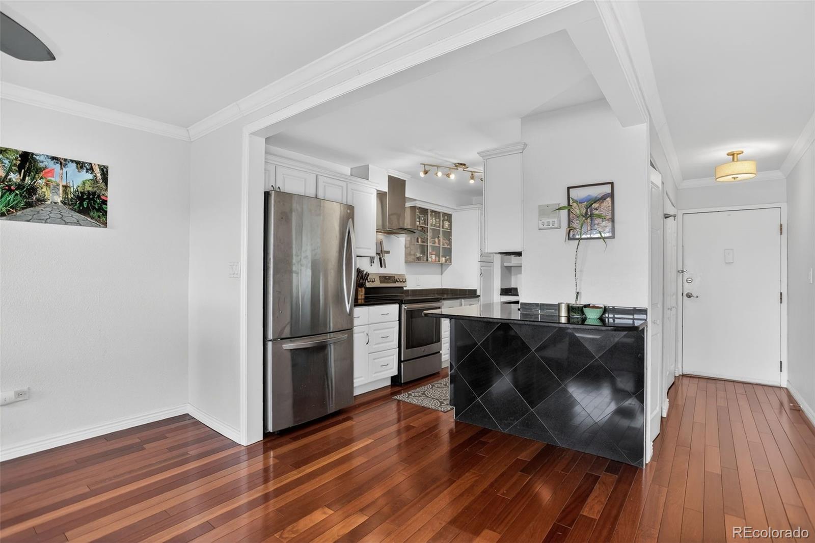 1313 Steele Street Unit: 701