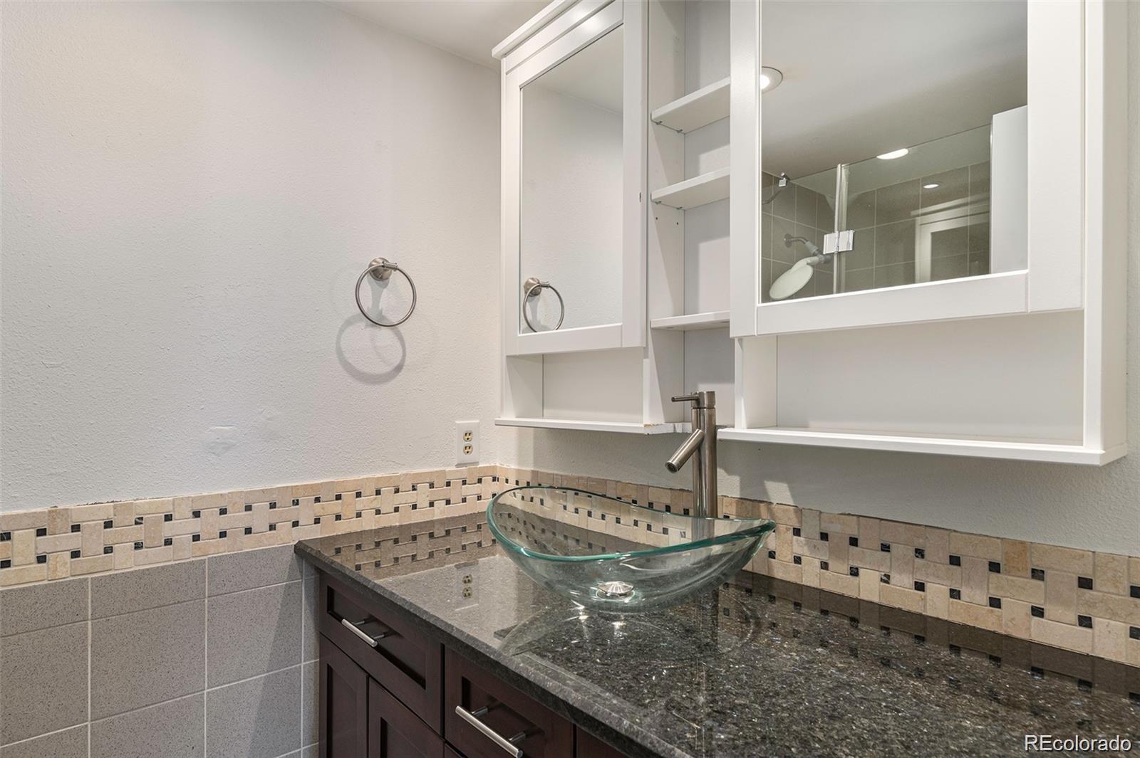 1313 Steele Street Unit: 701