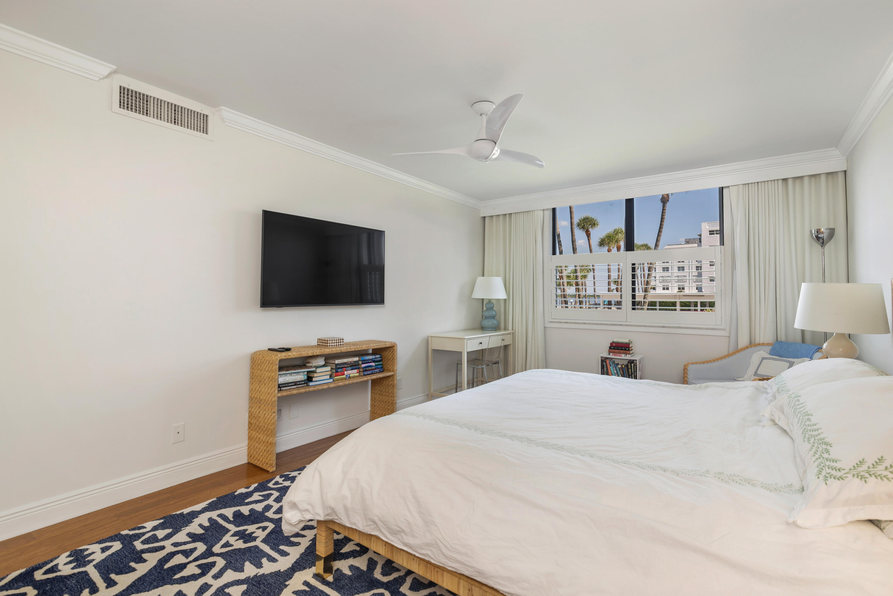 2860 S Ocean Boulevard 106