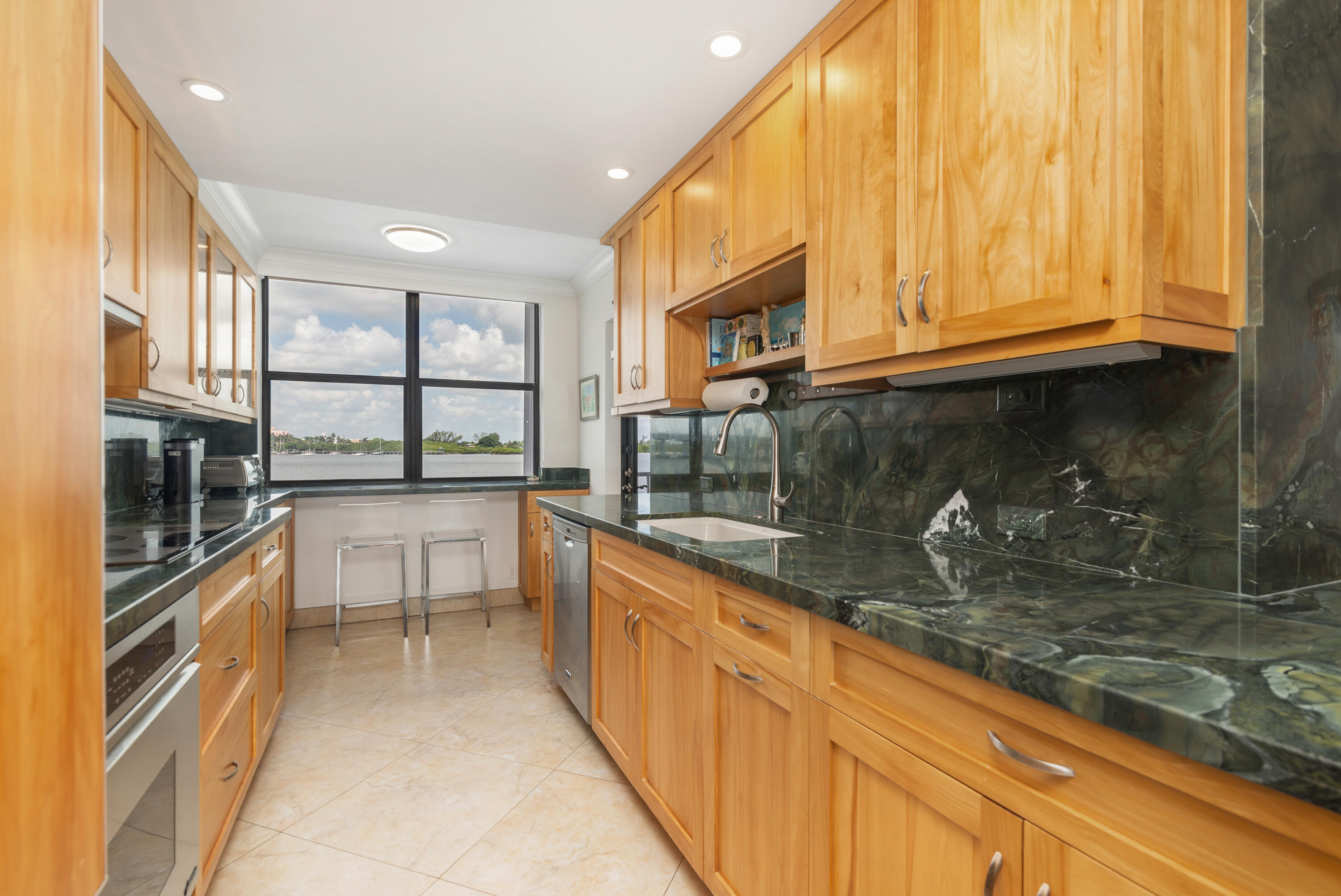 2860 S Ocean Boulevard 106