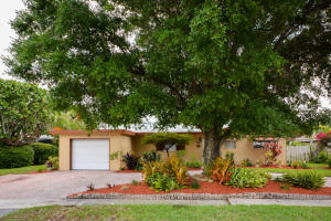 898 SW 10th Avenue