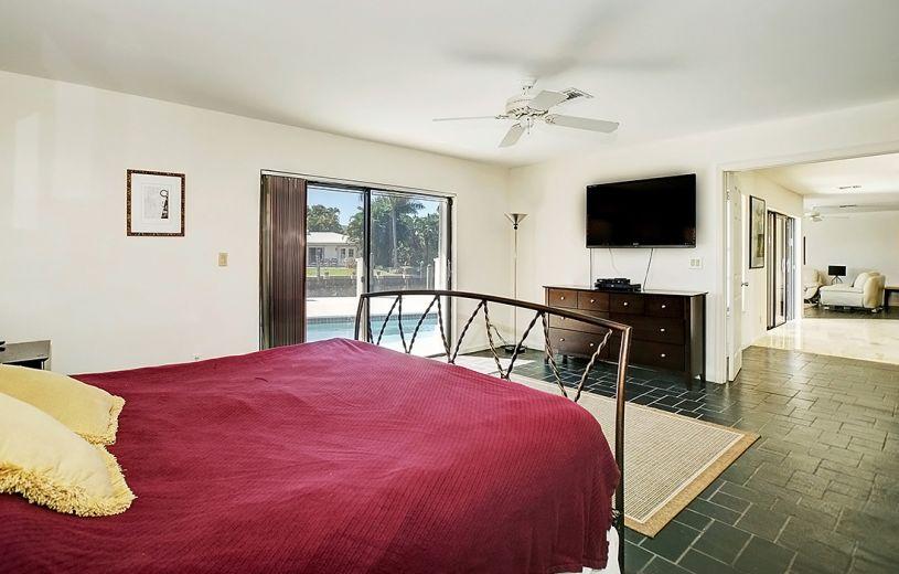 708 SE 8th Court