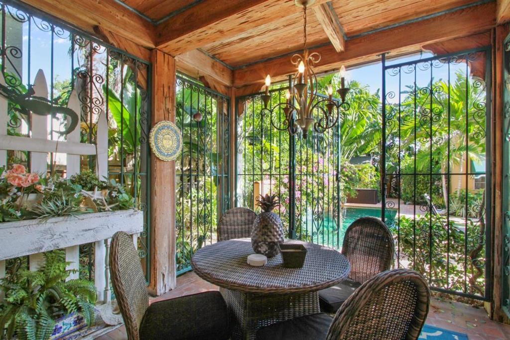 325 Greymon Drive