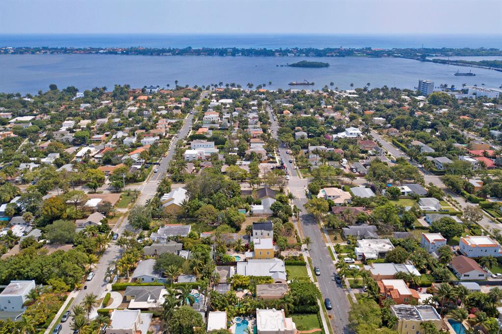 325 Greymon Drive