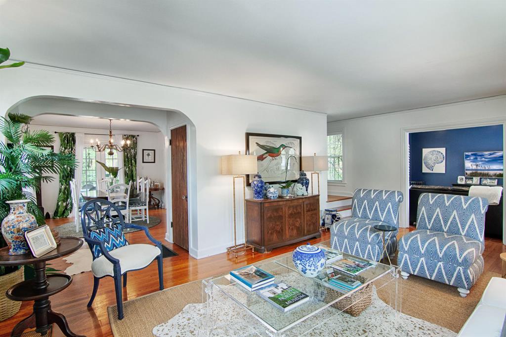 325 Greymon Drive