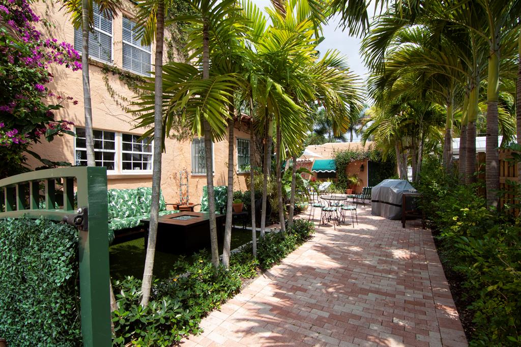 325 Greymon Drive