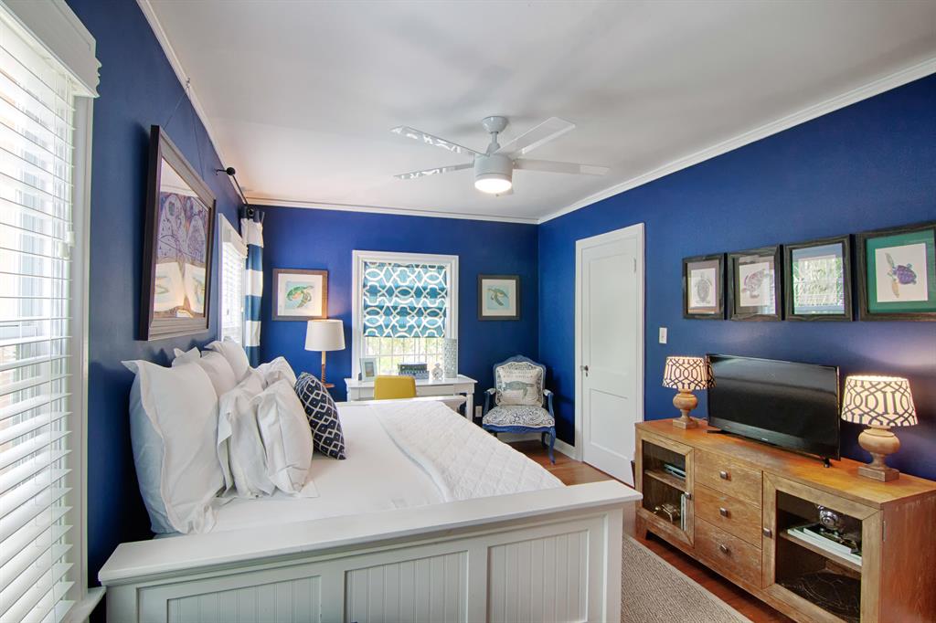325 Greymon Drive