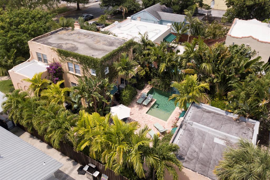 325 Greymon Drive