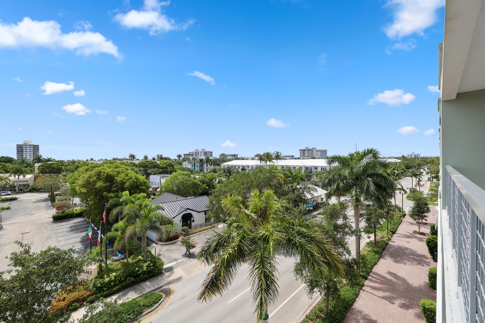 236 Se 5th Avenue 301