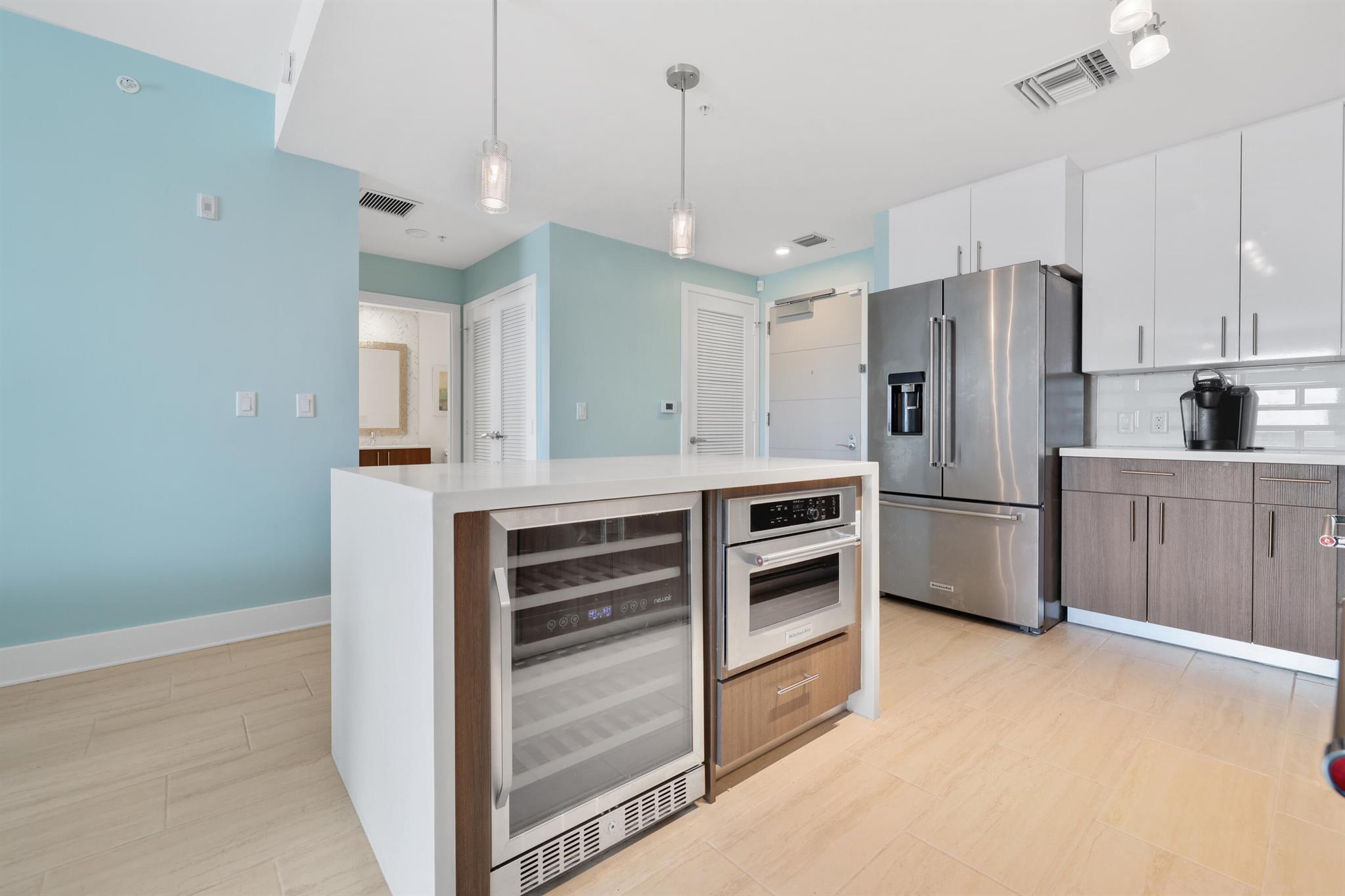 236 Se 5th Avenue 301