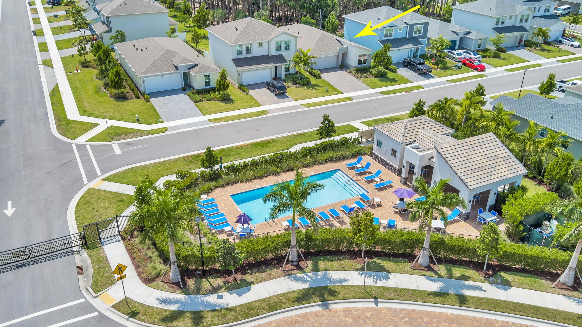 6825 Pointe Of Woods Drive