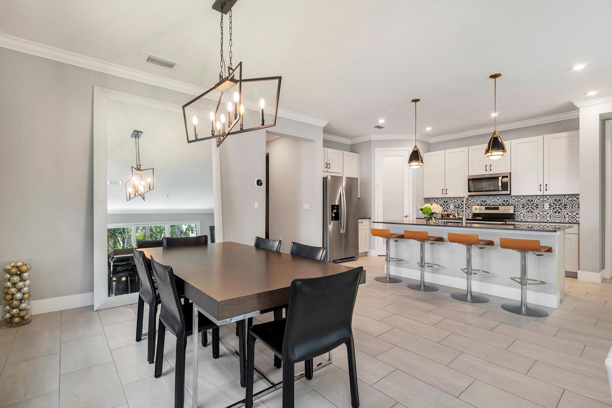 6825 Pointe Of Woods Drive