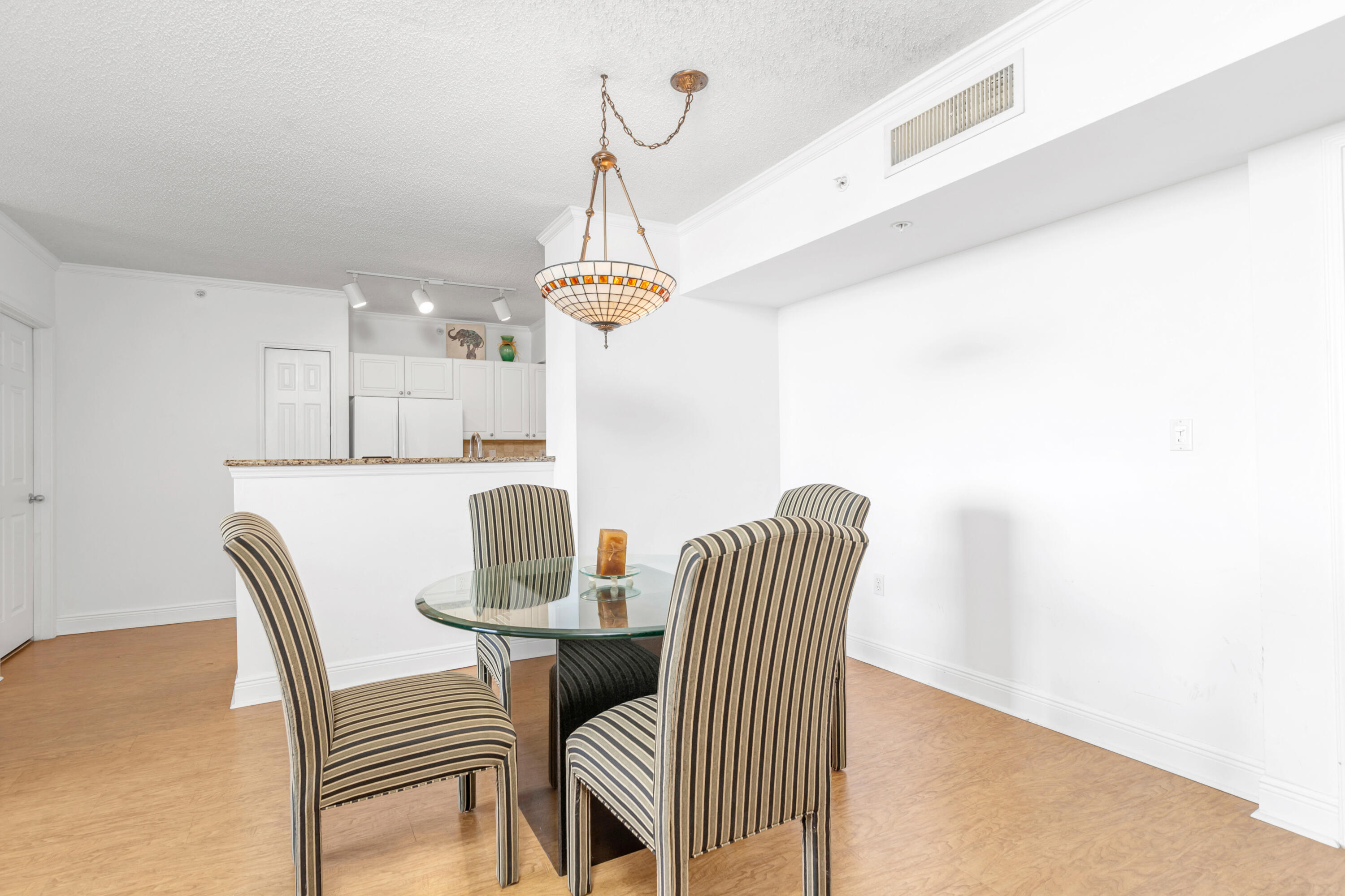 651 Okeechobee Boulevard 609