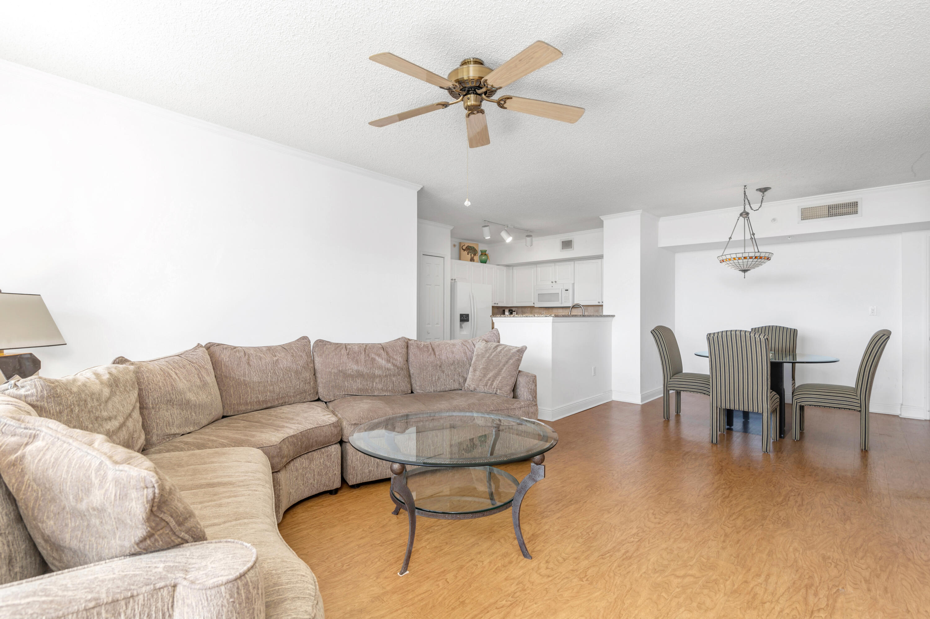651 Okeechobee Boulevard 609