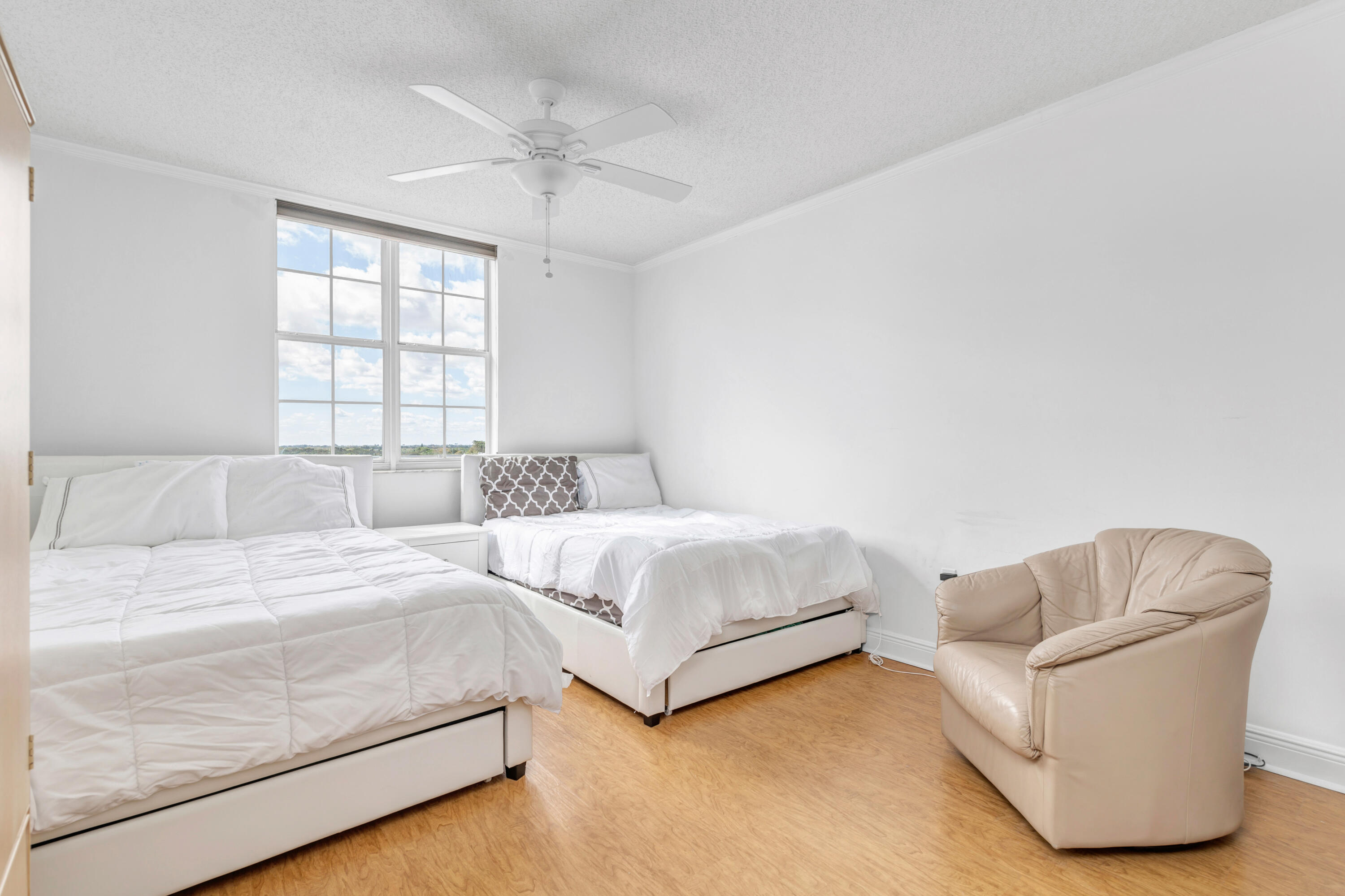651 Okeechobee Boulevard 609