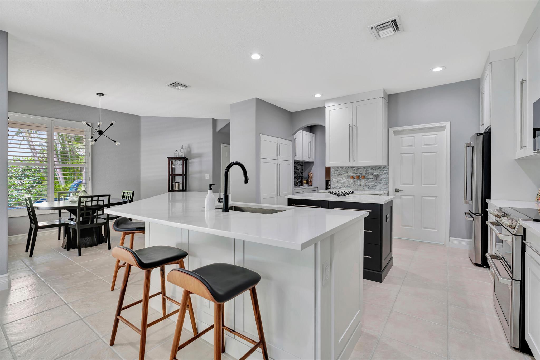 3066 Bollard Road