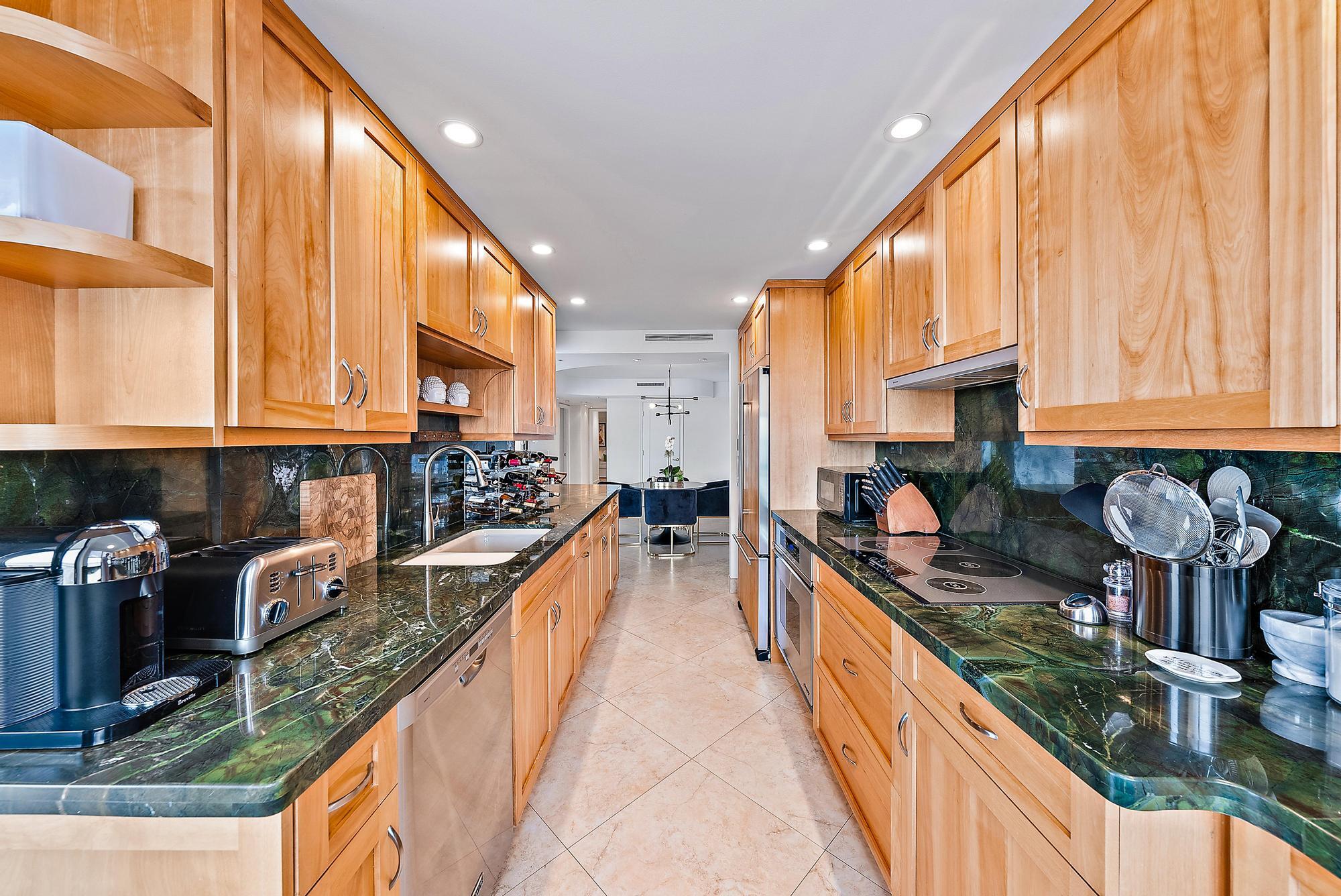 2860 S Ocean Boulevard 106