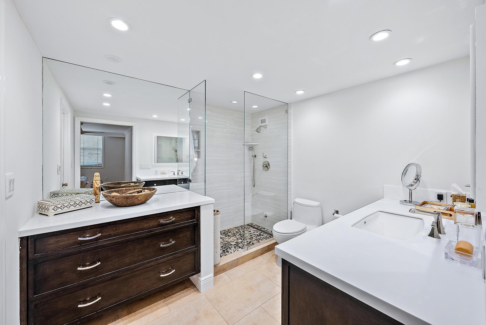 2860 S Ocean Boulevard 106