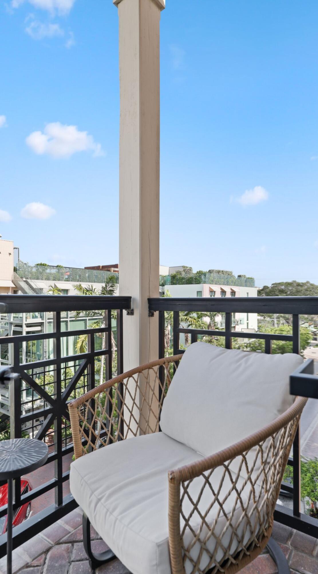 200 NE 2nd Avenue 411, Delray Beach Unit: 411