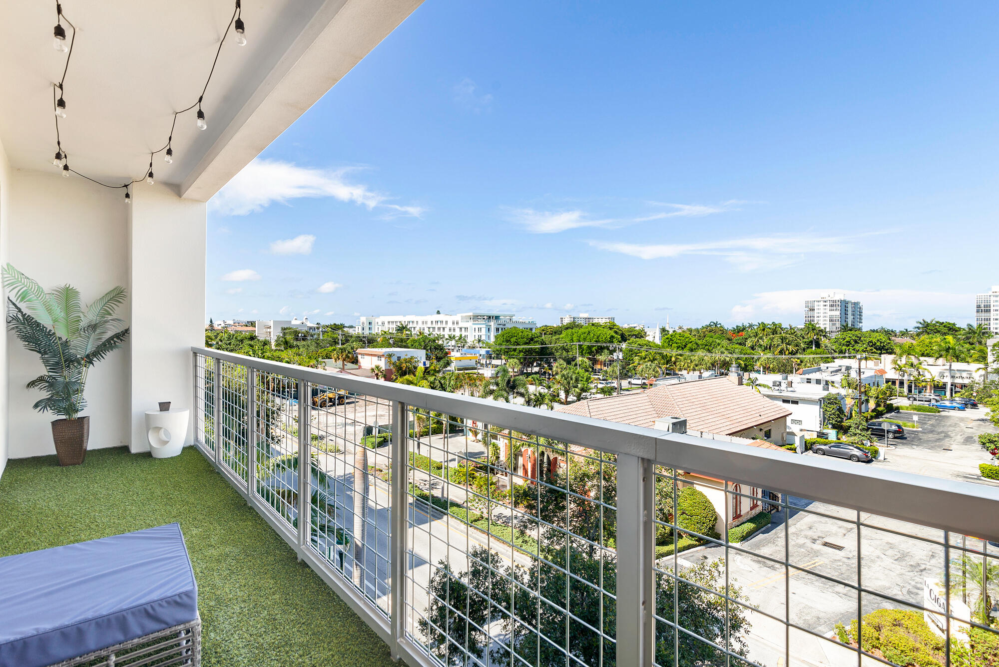 236 SE 5th Avenue 301