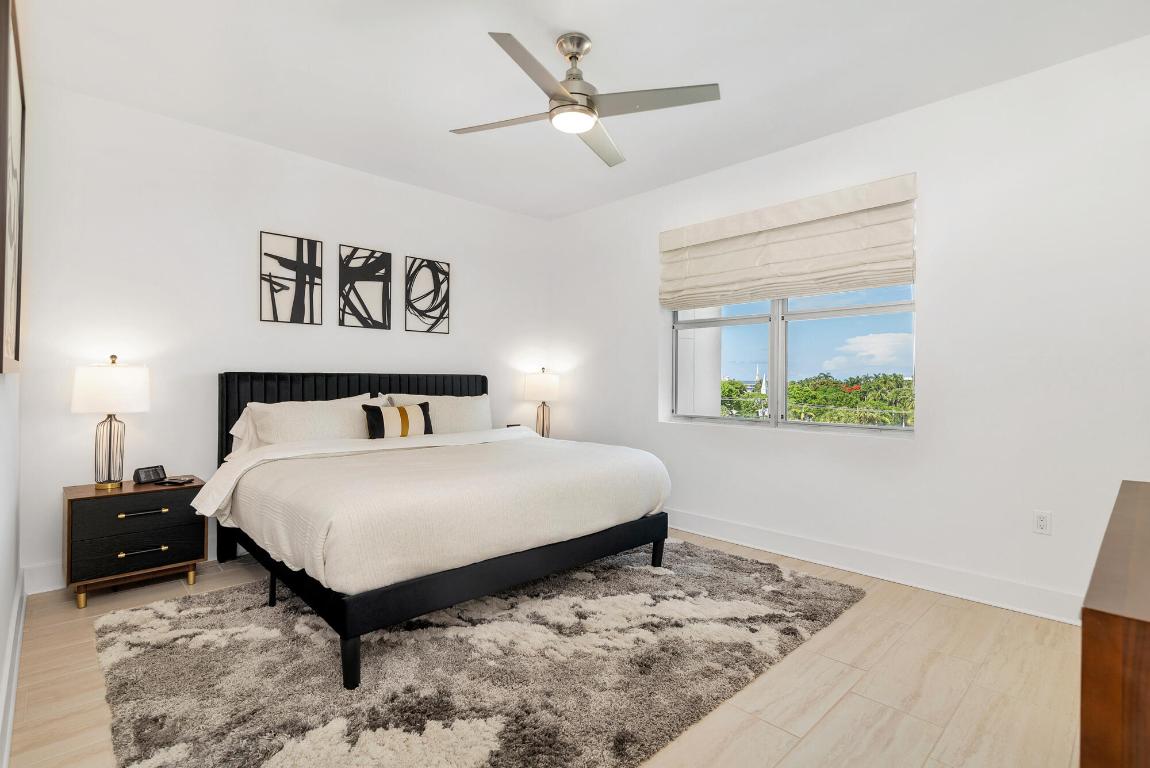 236 SE 5th Avenue 301