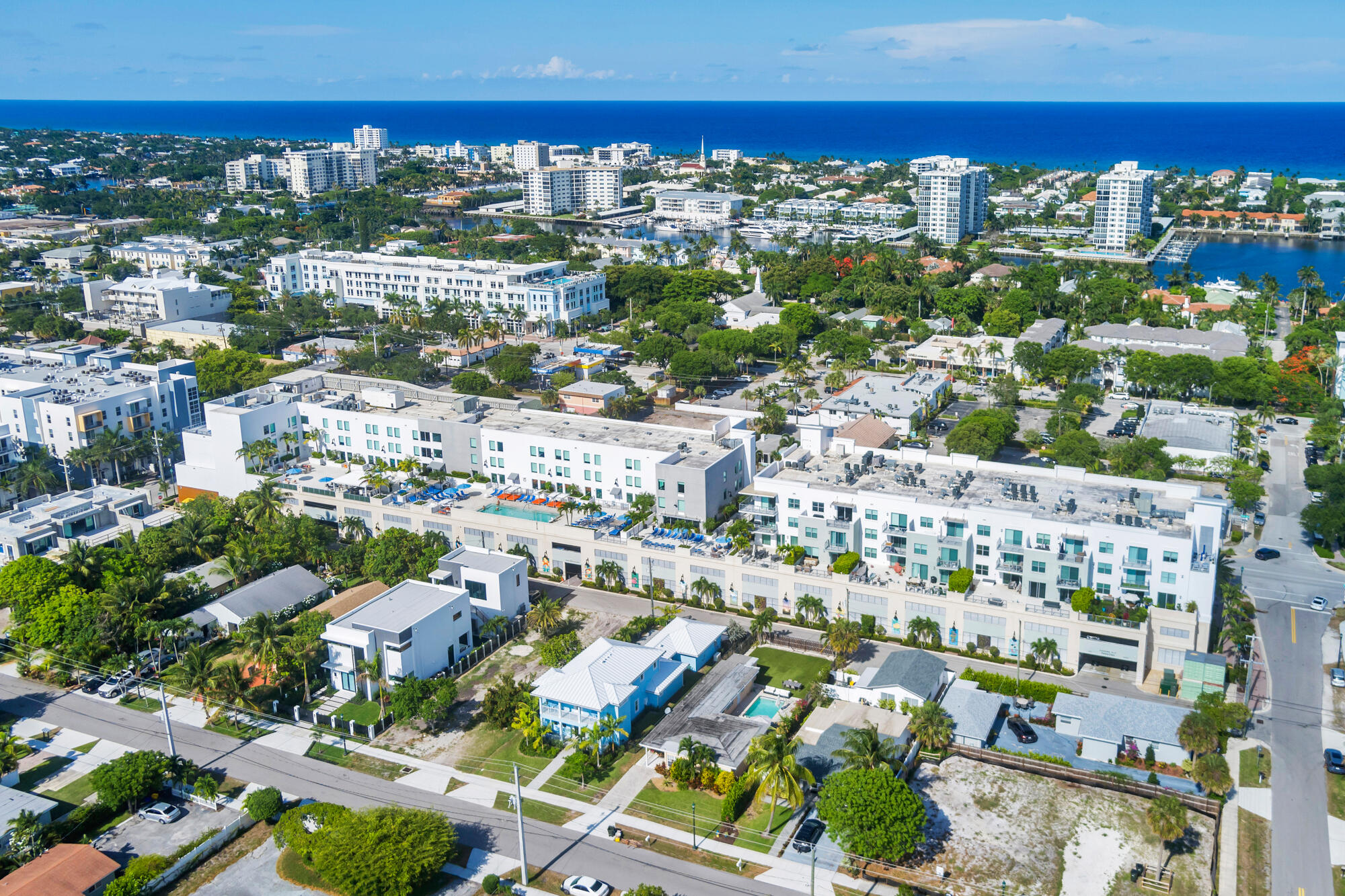 236 SE 5th Avenue 301