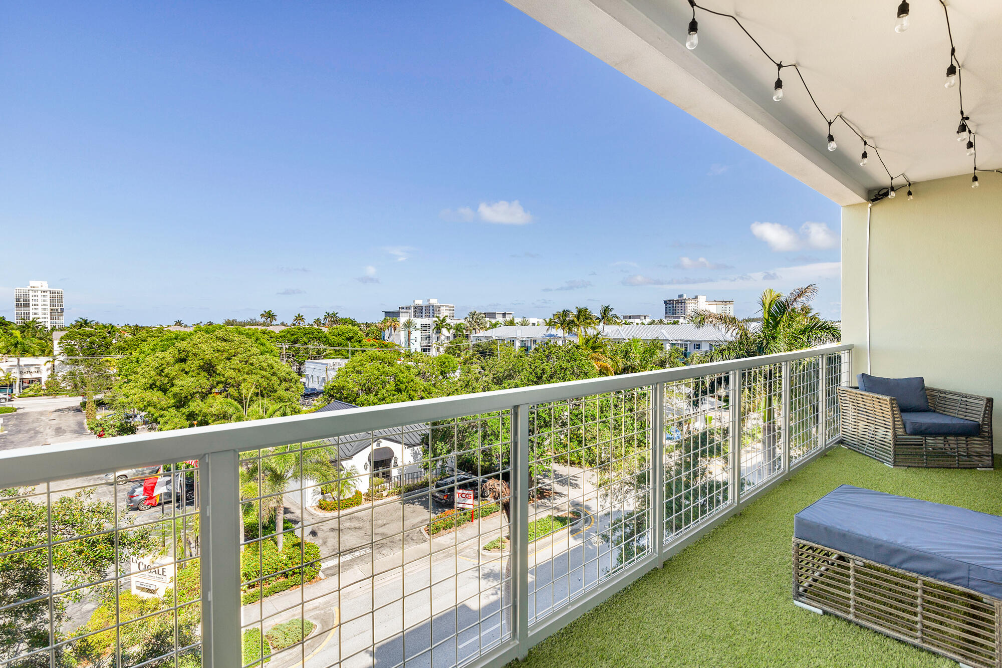 236 SE 5th Avenue 301