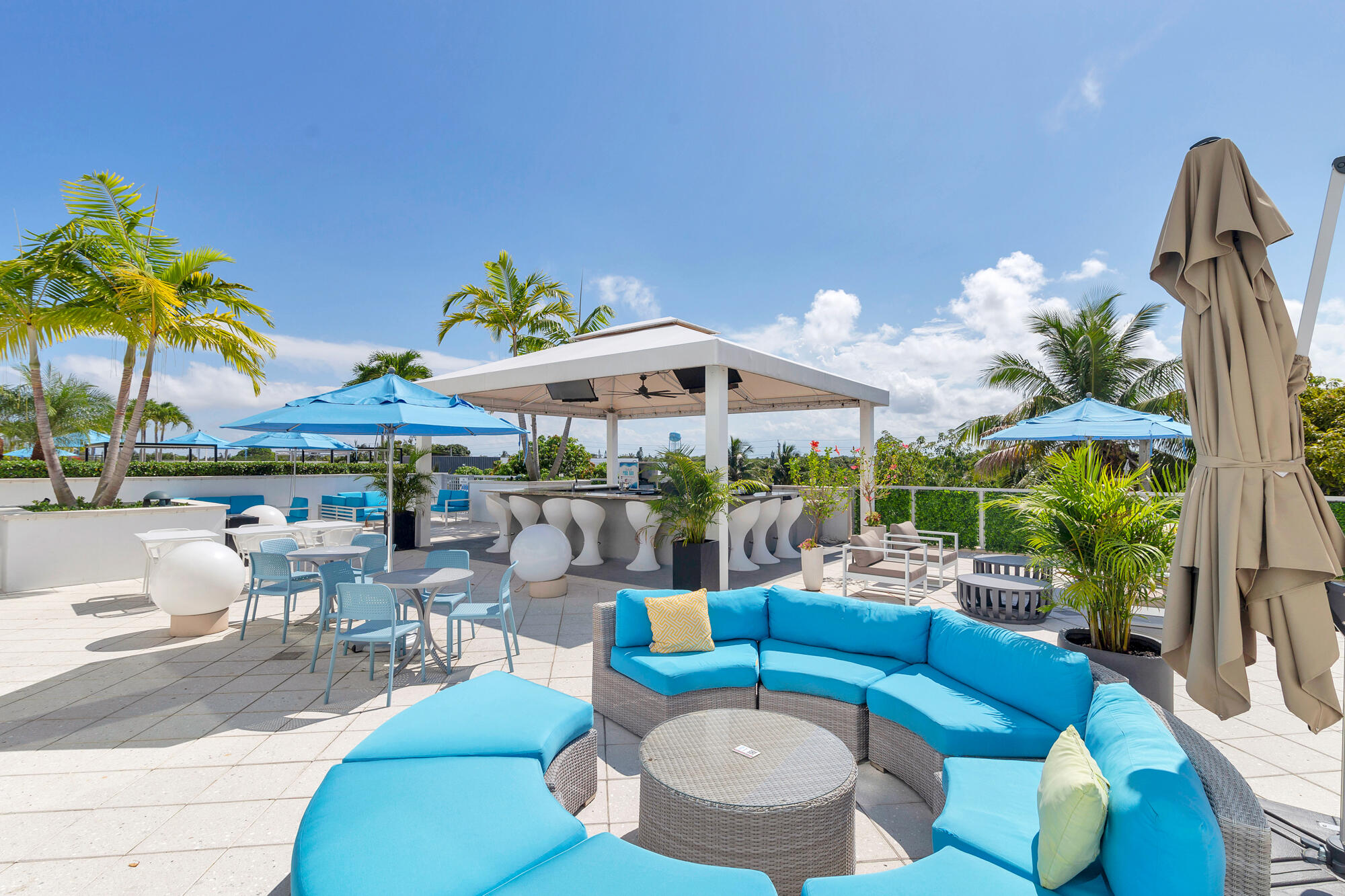 236 SE 5th Avenue 301