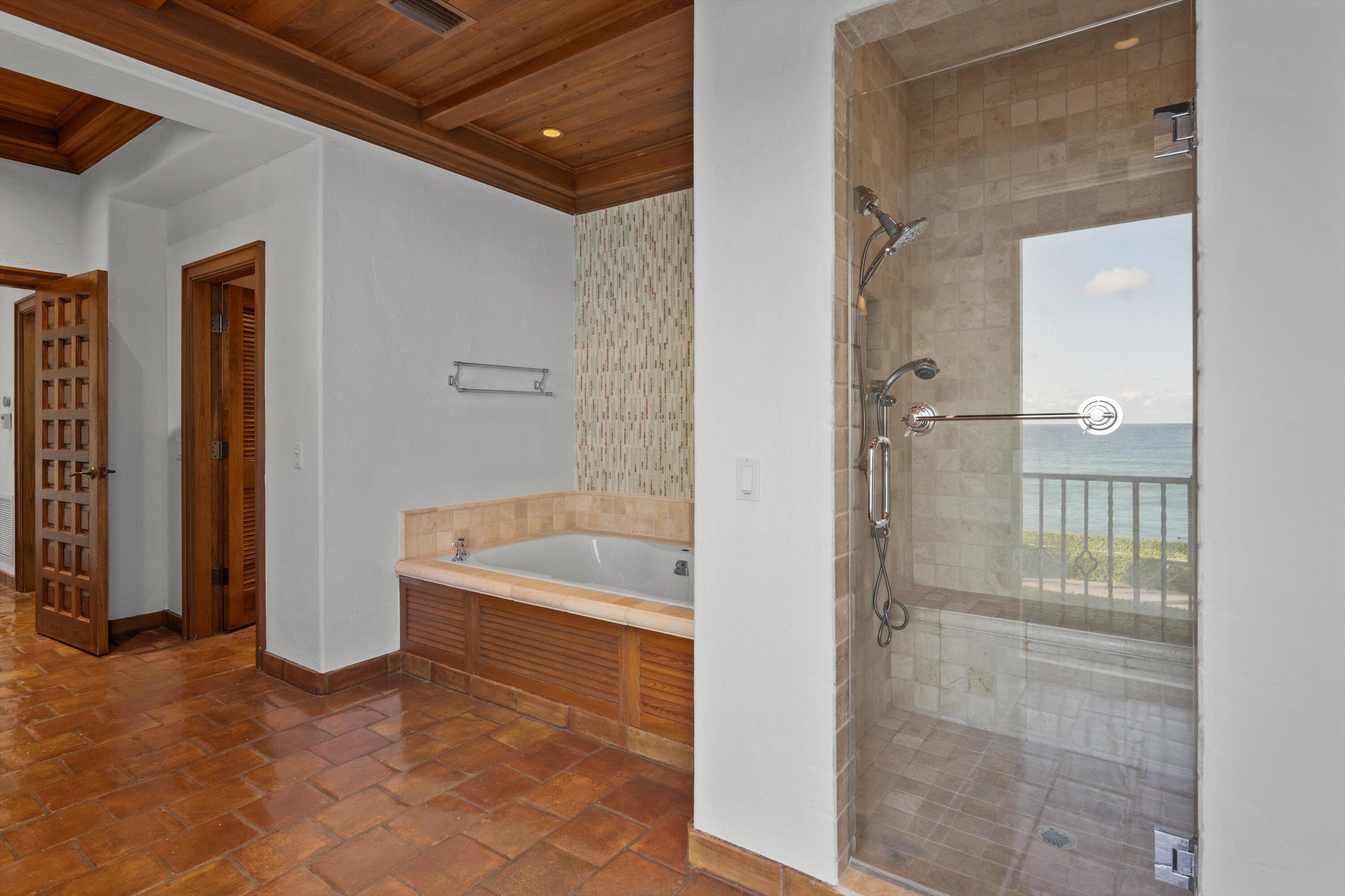 240 N Ocean Boulevard