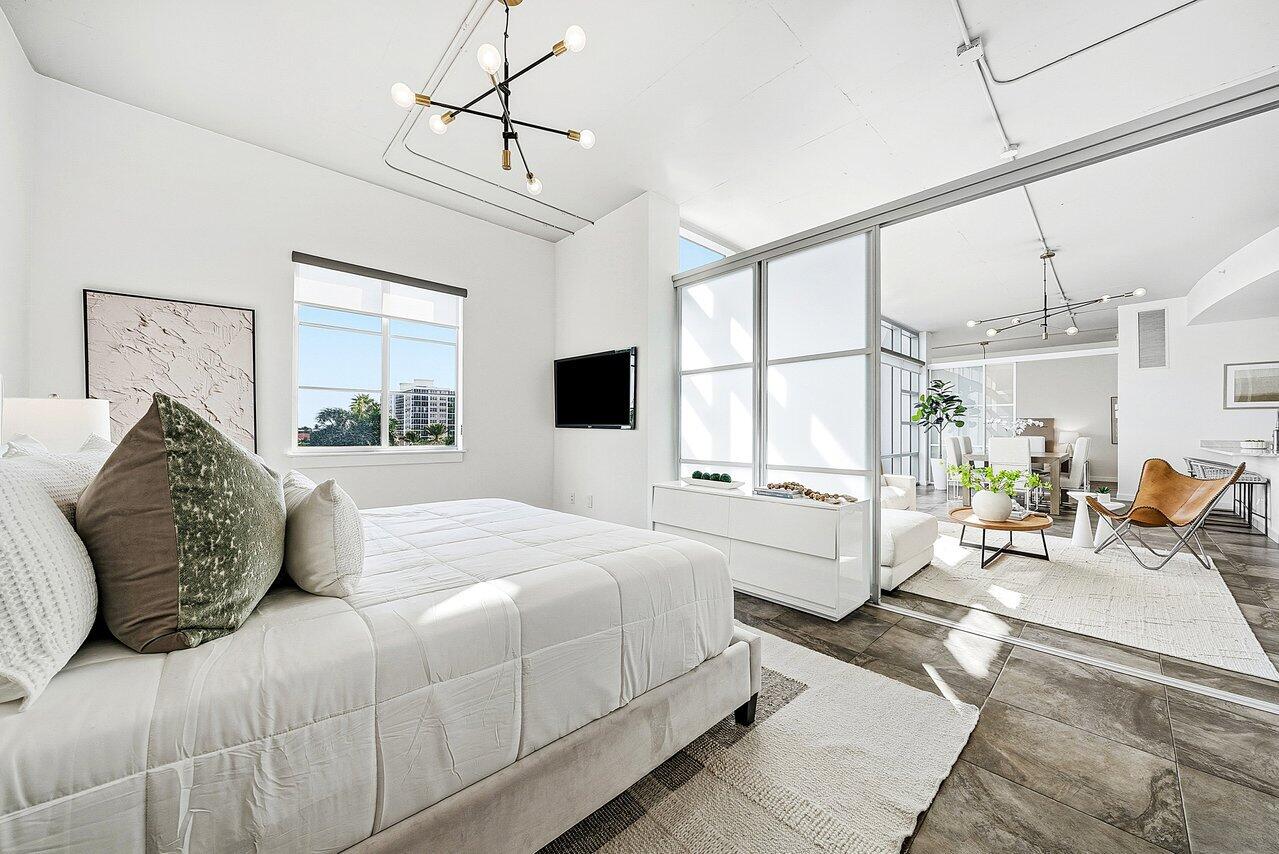 365 SE 6th Avenue 403