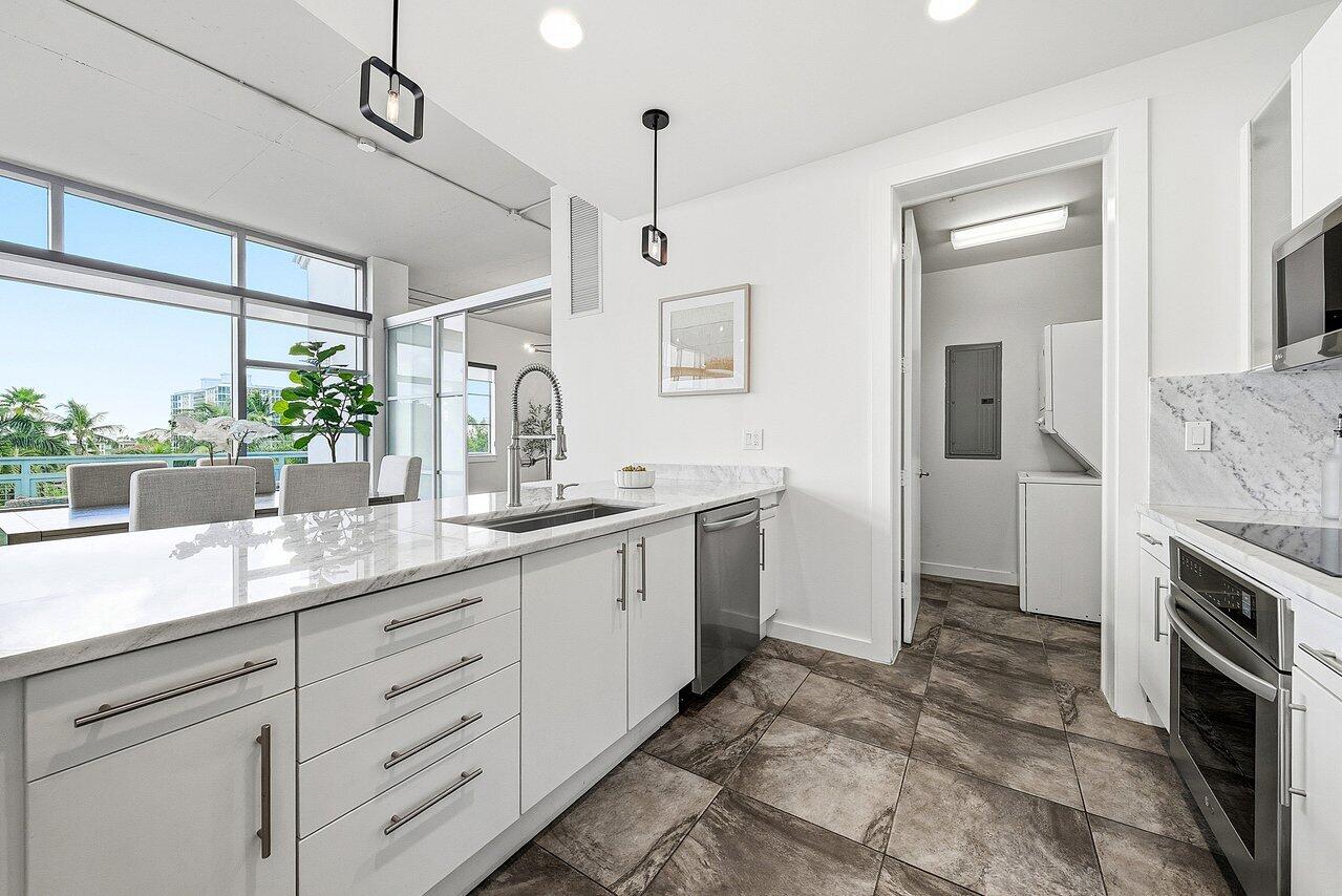 365 SE 6th Avenue 403