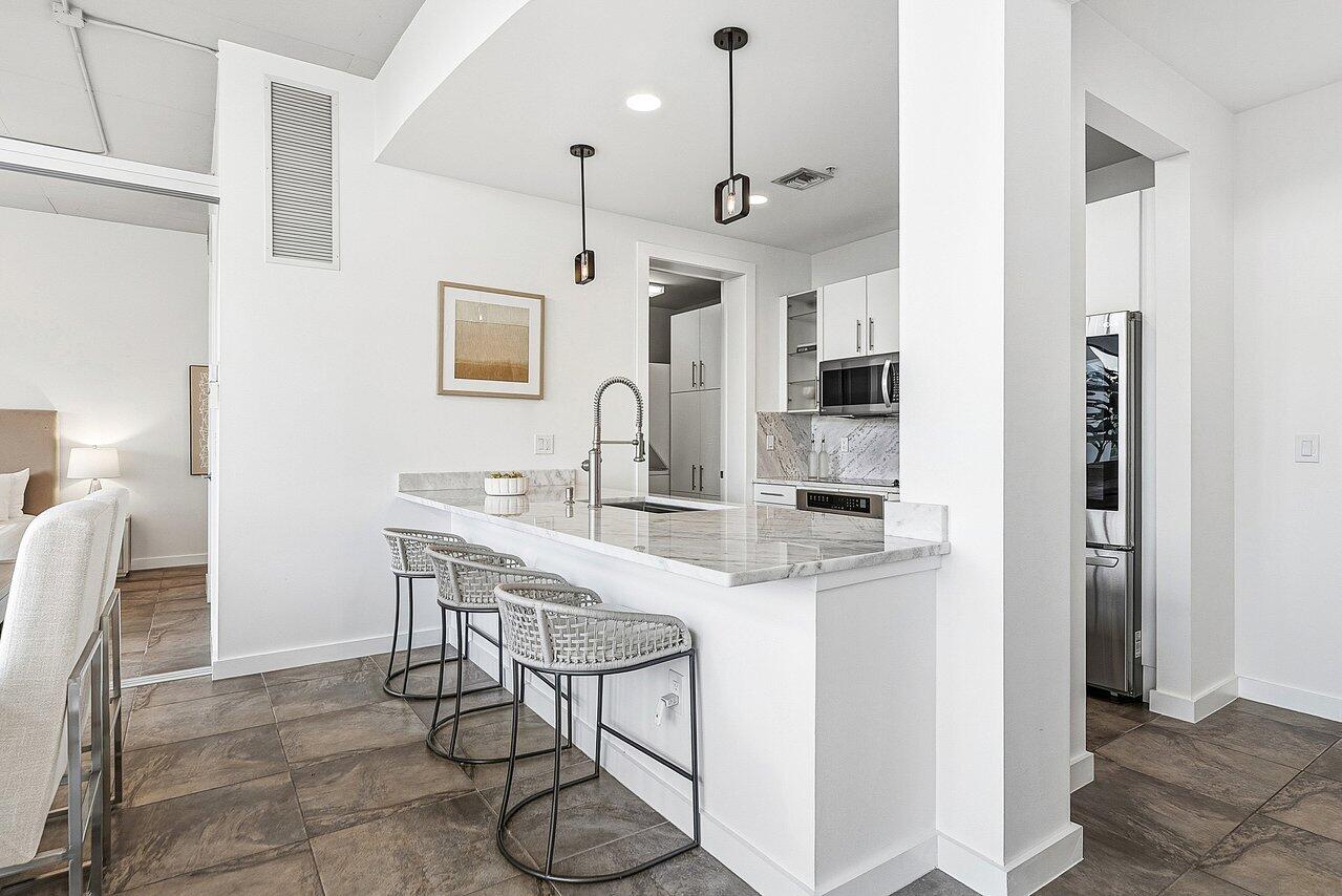365 SE 6th Avenue 403