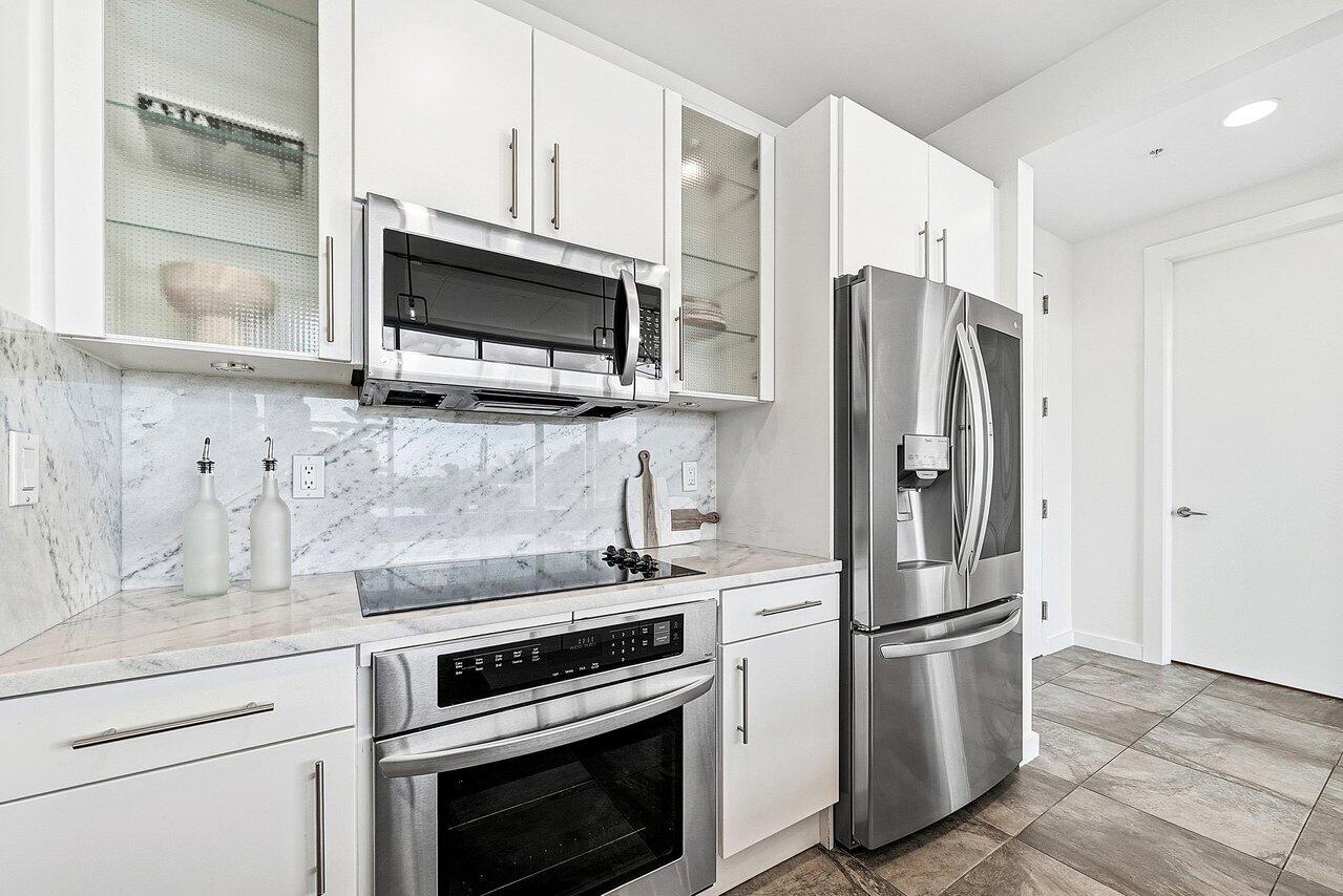 365 SE 6th Avenue 403