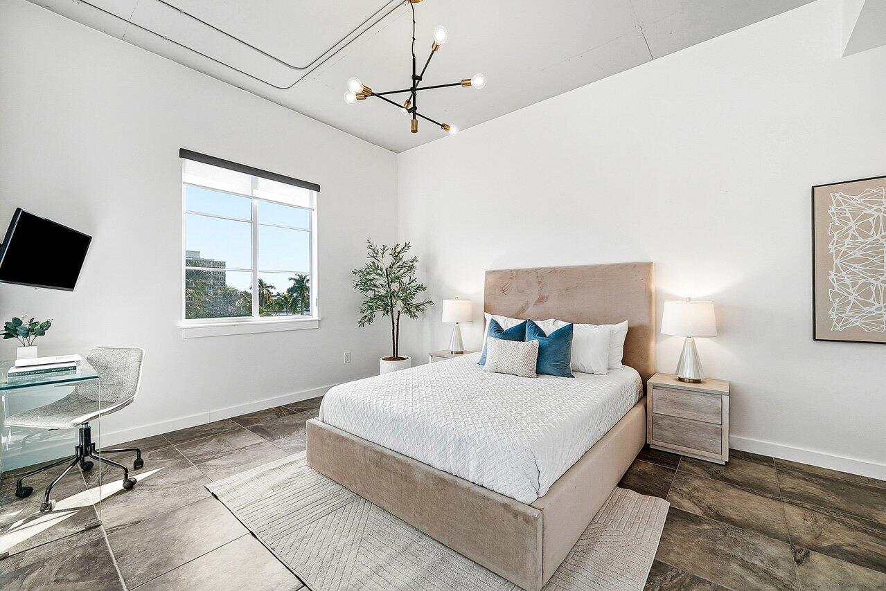 365 SE 6th Avenue 403