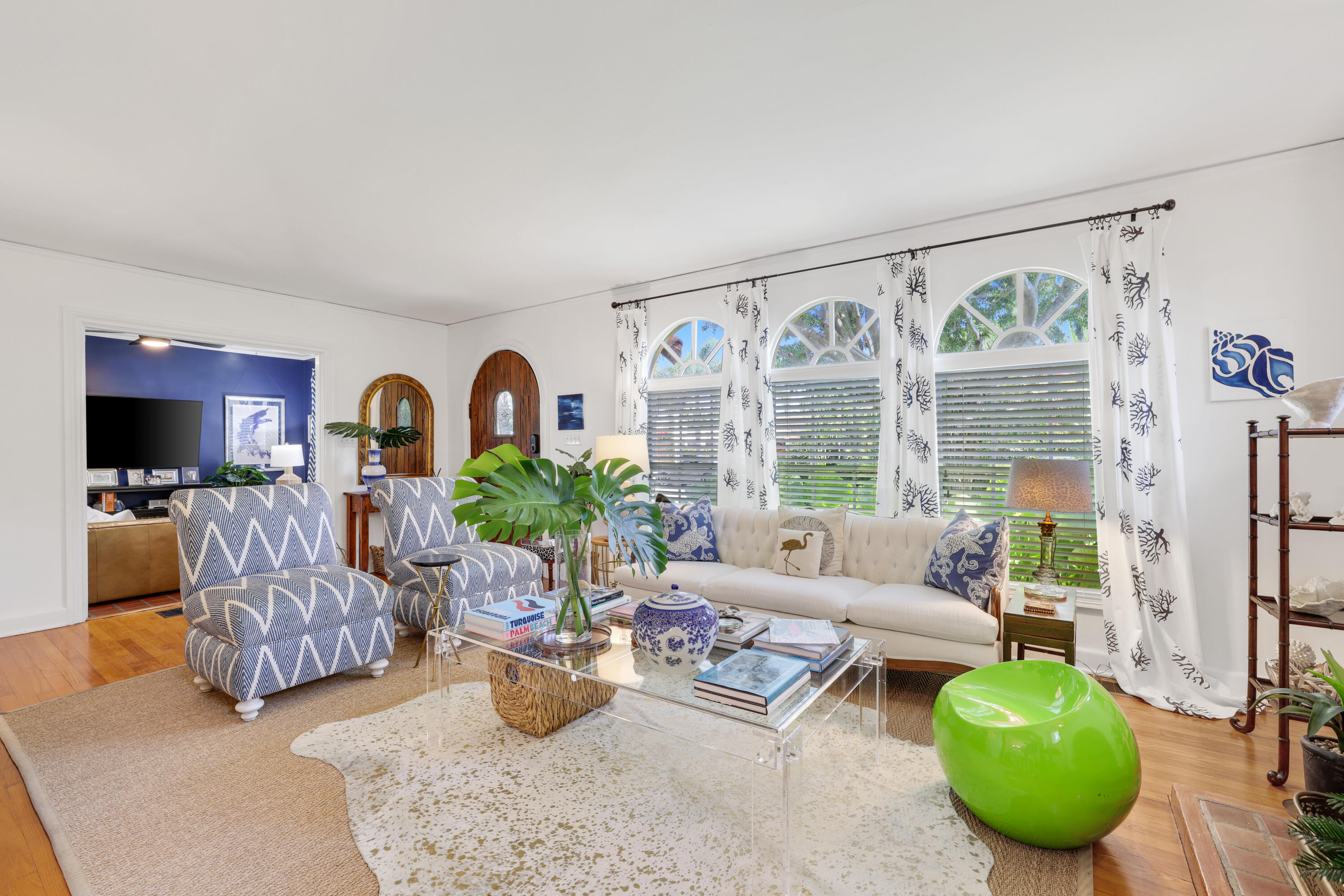 325 Greymon Drive, West Palm Beach