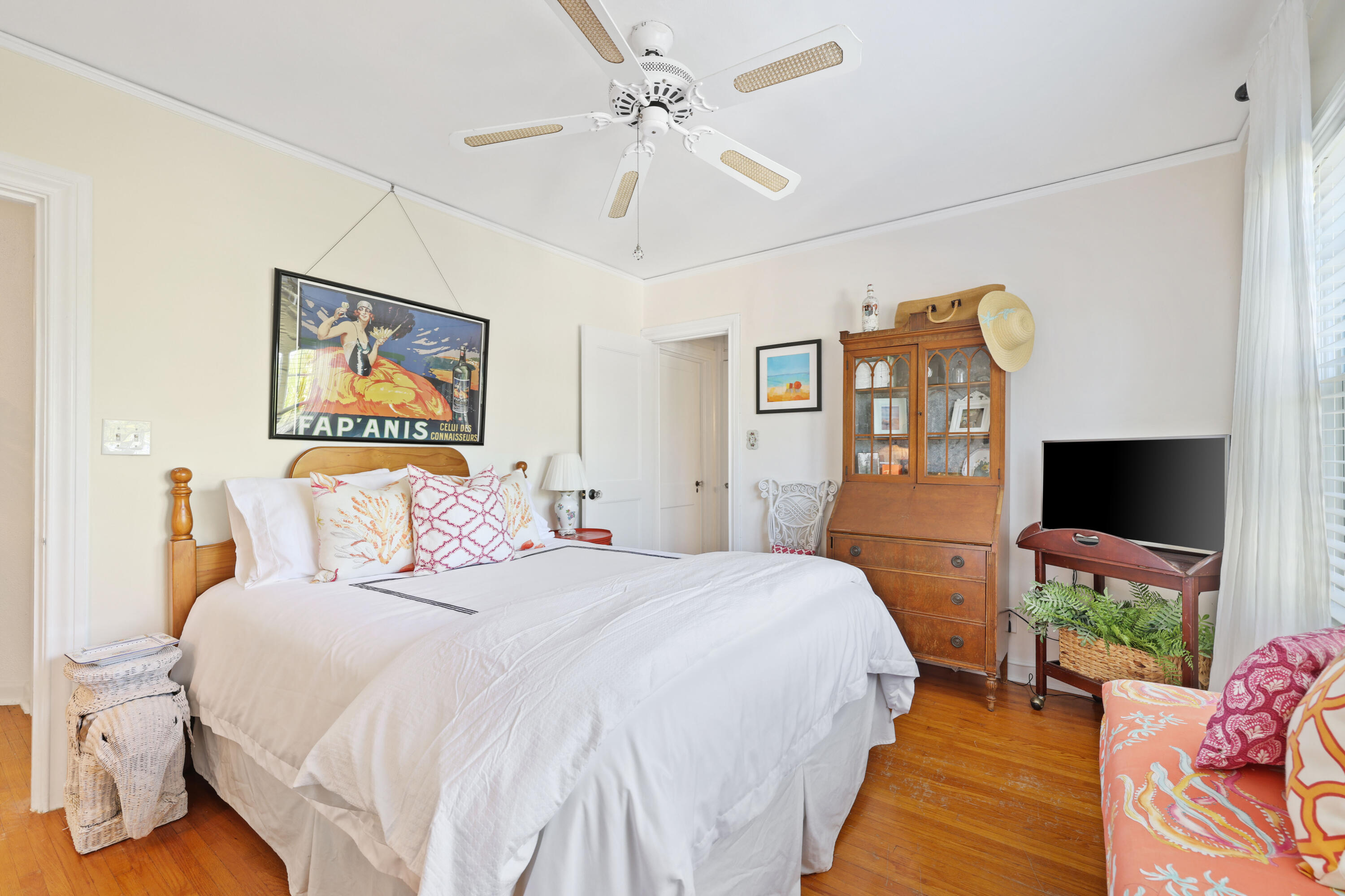 325 Greymon Drive, West Palm Beach