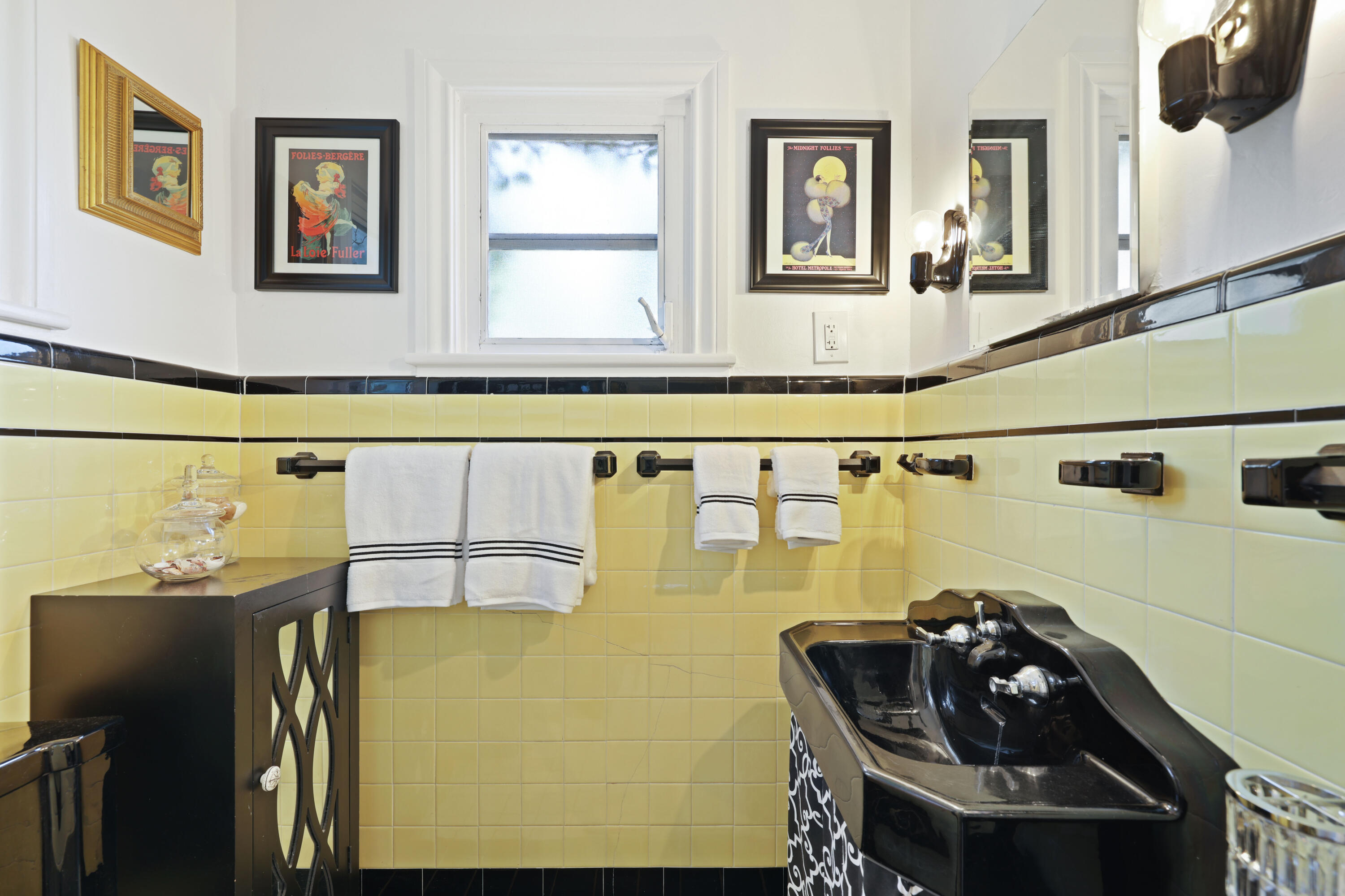 325 Greymon Drive, West Palm Beach