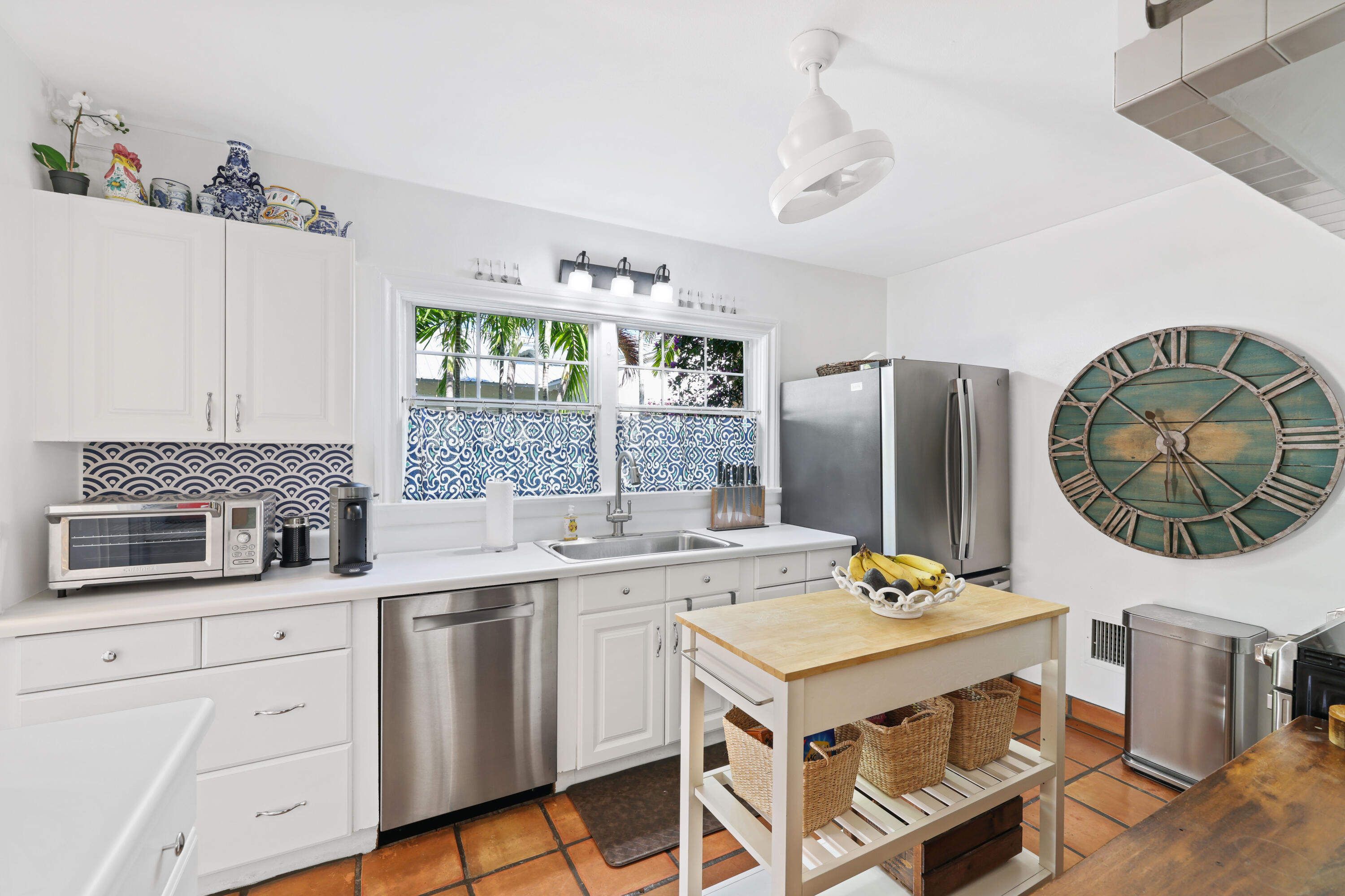 325 Greymon Drive, West Palm Beach