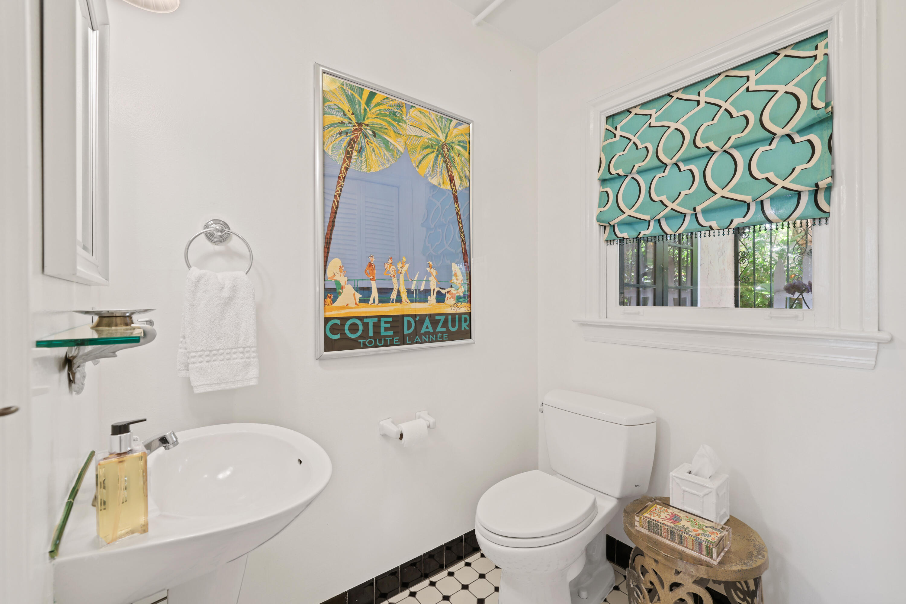 325 Greymon Drive, West Palm Beach