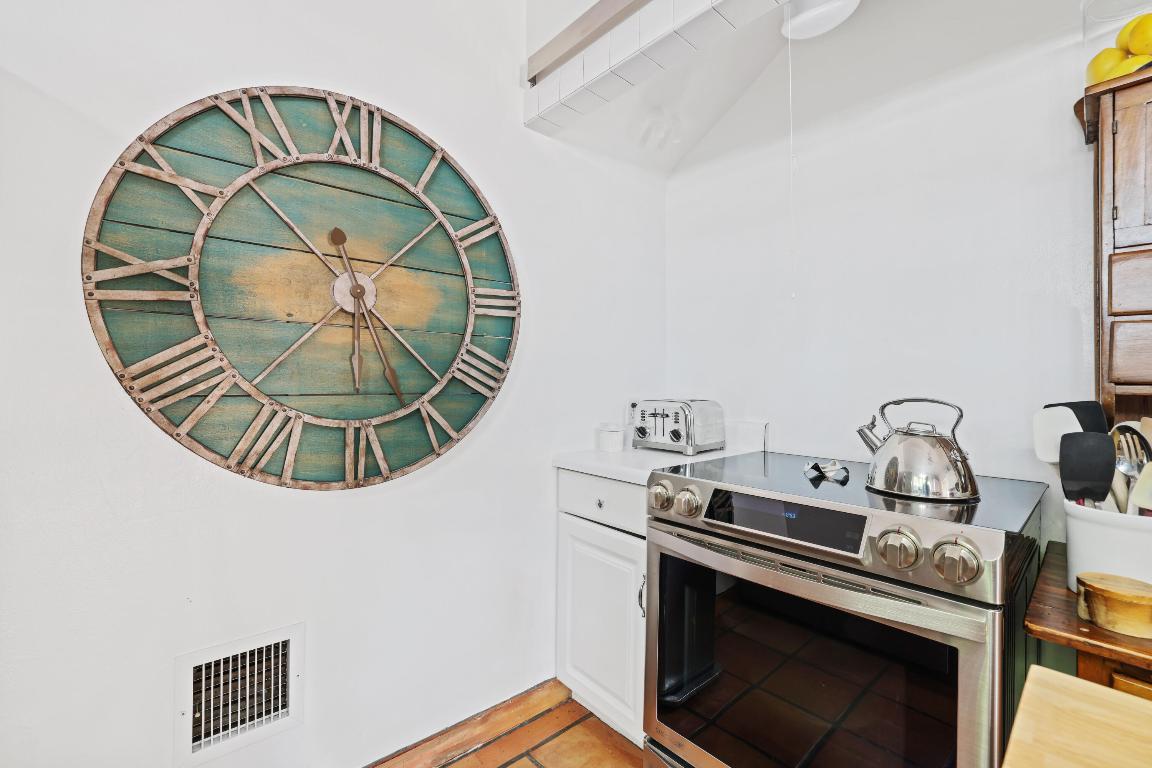 325 Greymon Drive, West Palm Beach