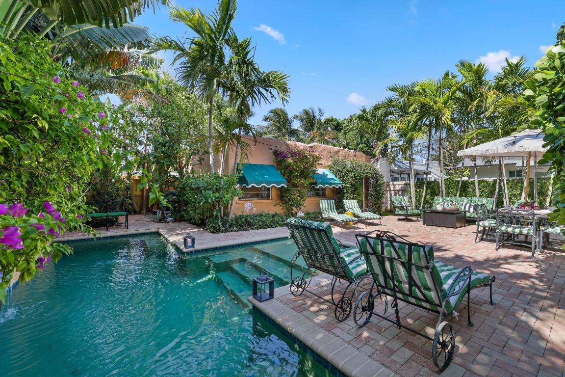 325 Greymon Drive, West Palm Beach