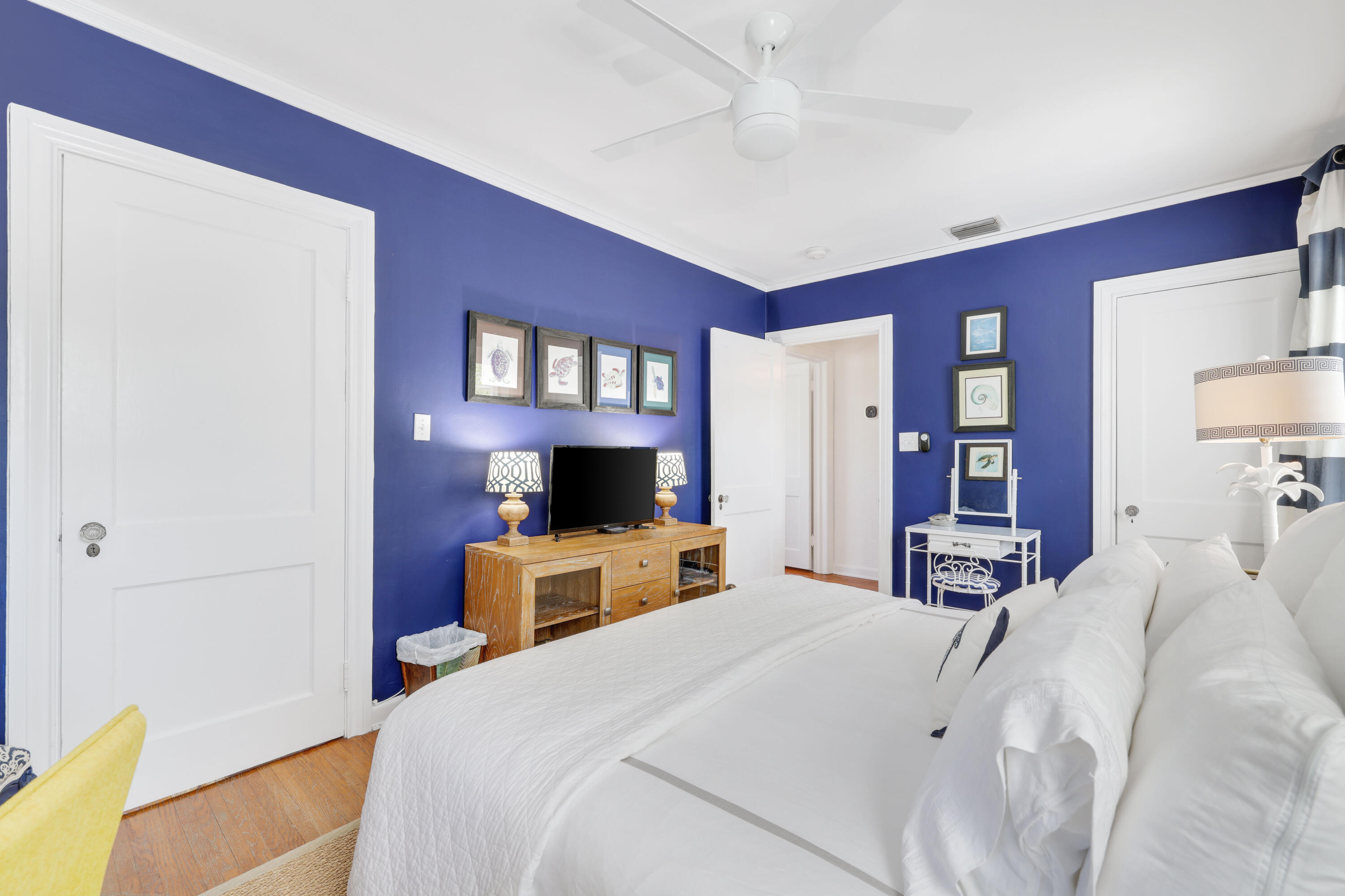 325 Greymon Drive, West Palm Beach