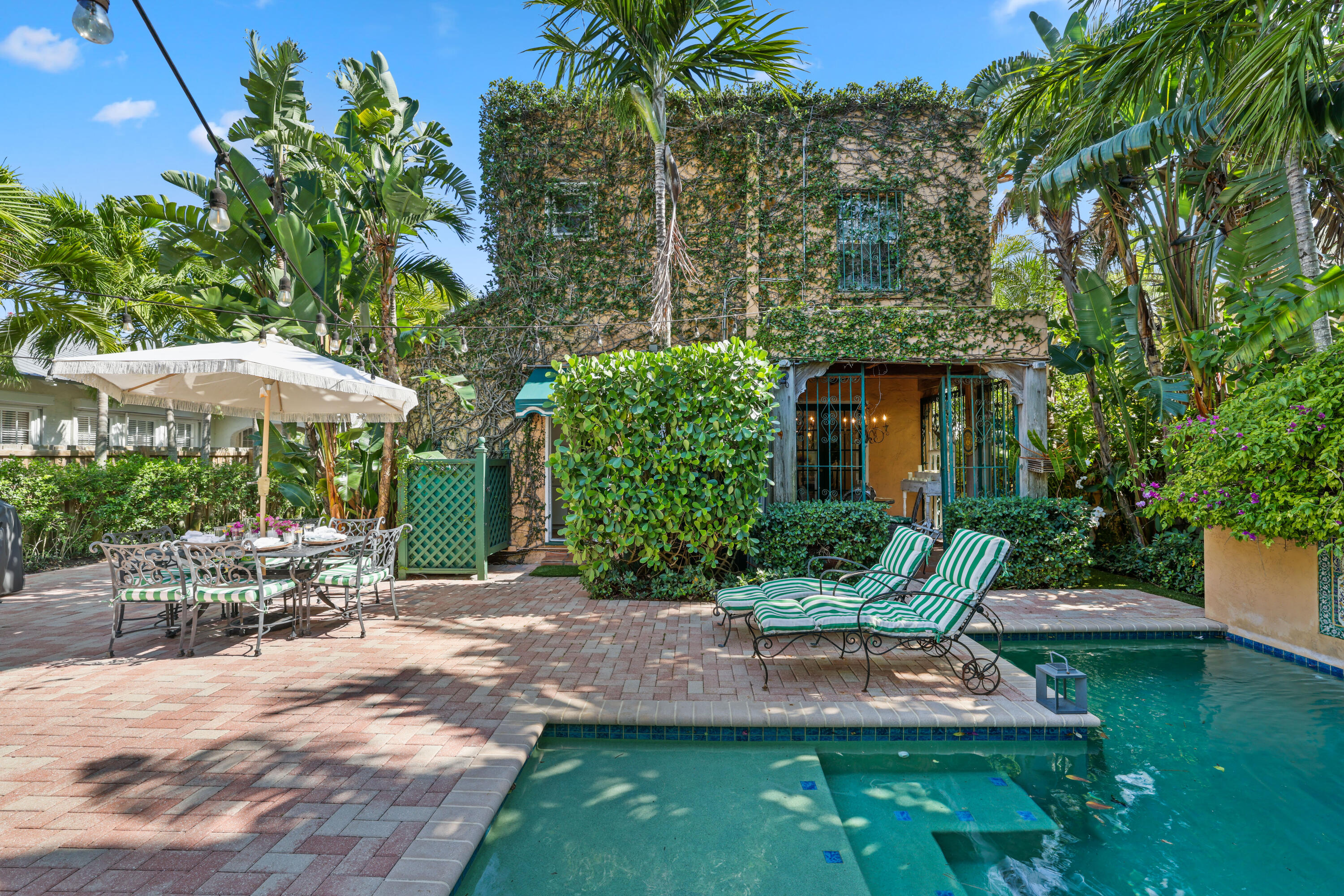 325 Greymon Drive, West Palm Beach