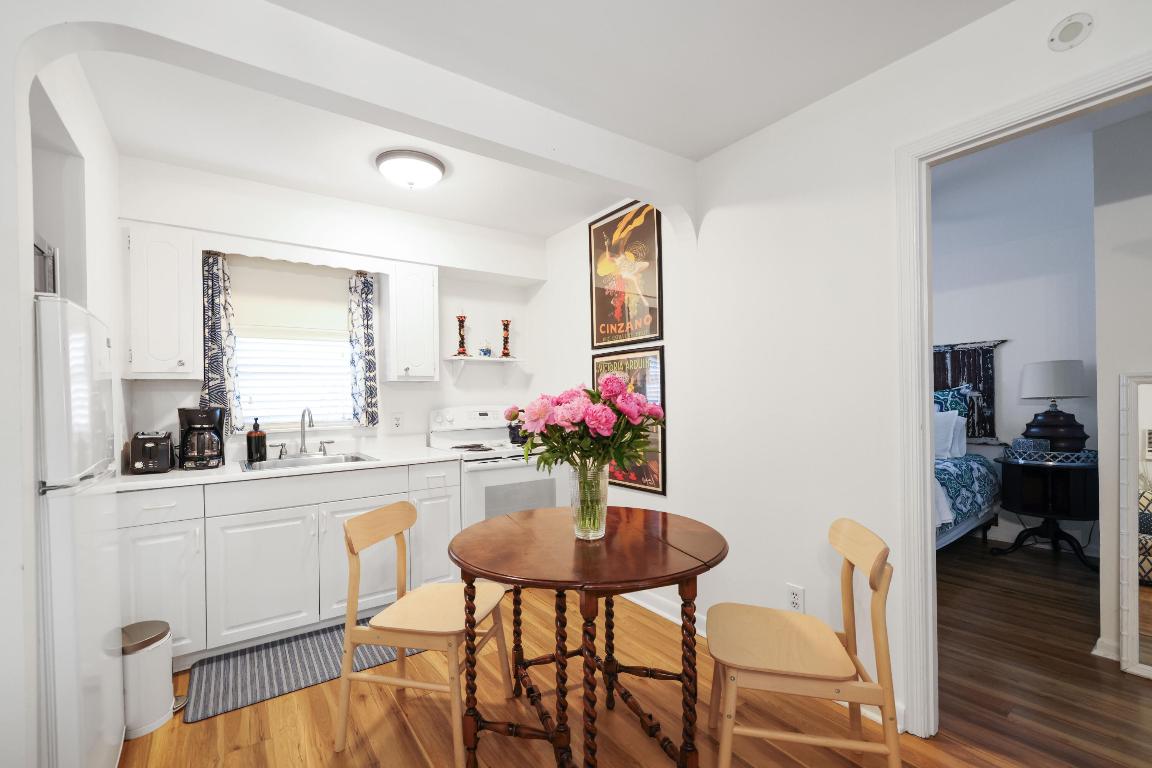 325 Greymon Drive, West Palm Beach