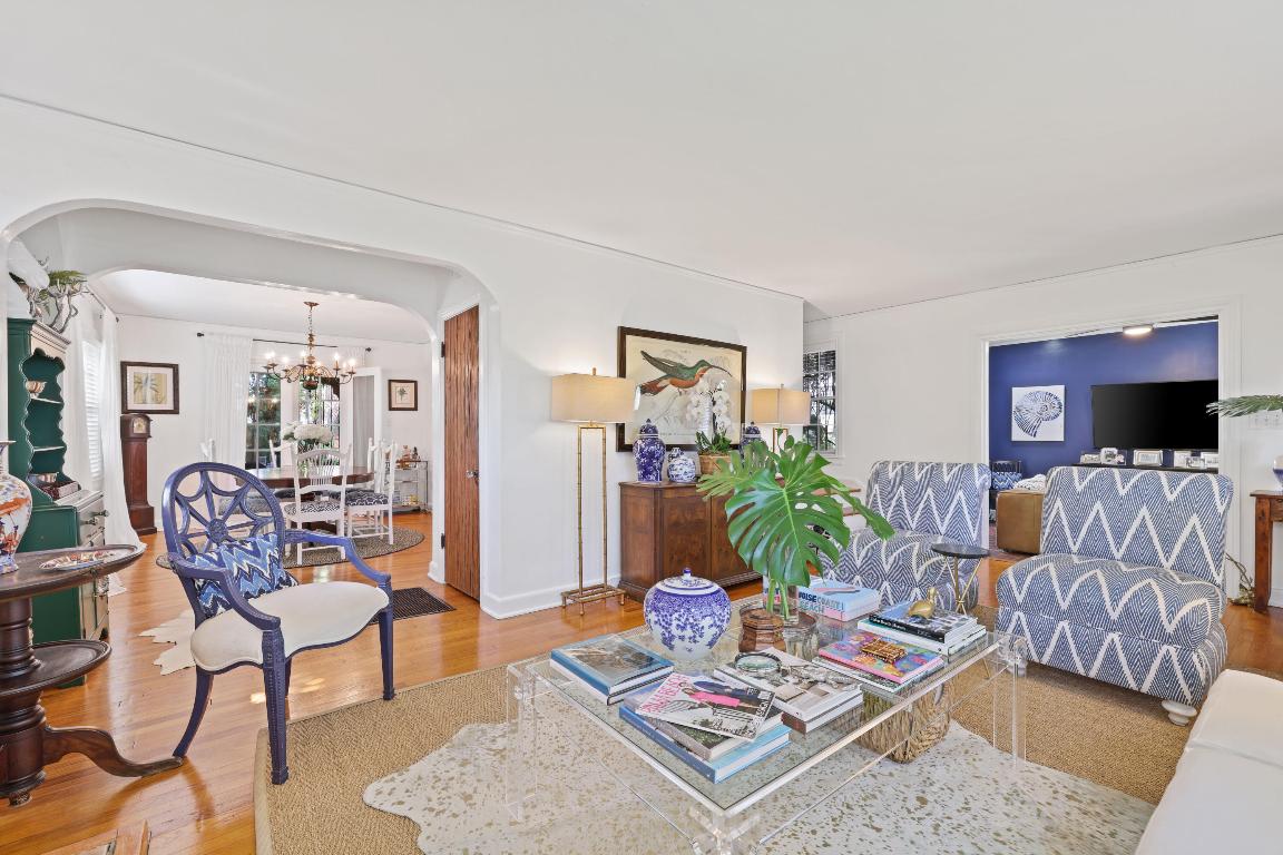 325 Greymon Drive, West Palm Beach