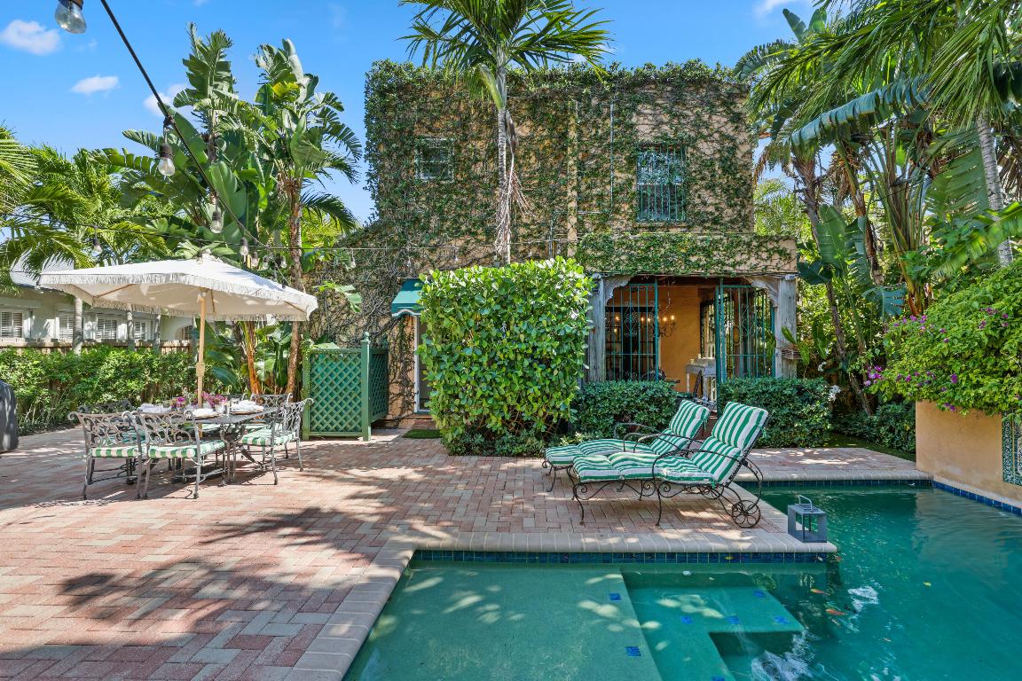 325 Greymon Drive, West Palm Beach